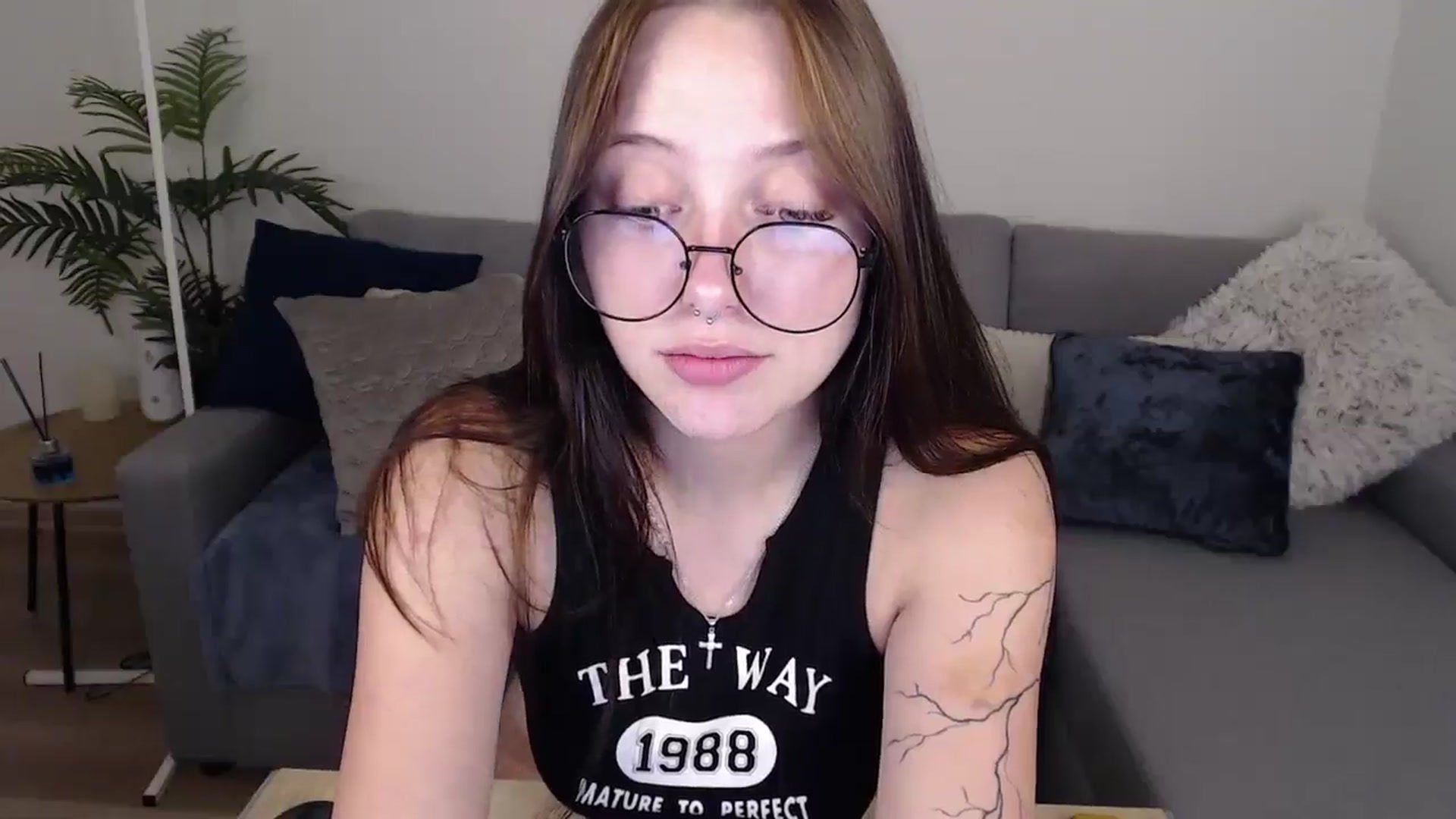 Gallery image thumbnail from SerenaSantos's myfreecams stream on, 07/07/2024, 11:30 image 11 of 20