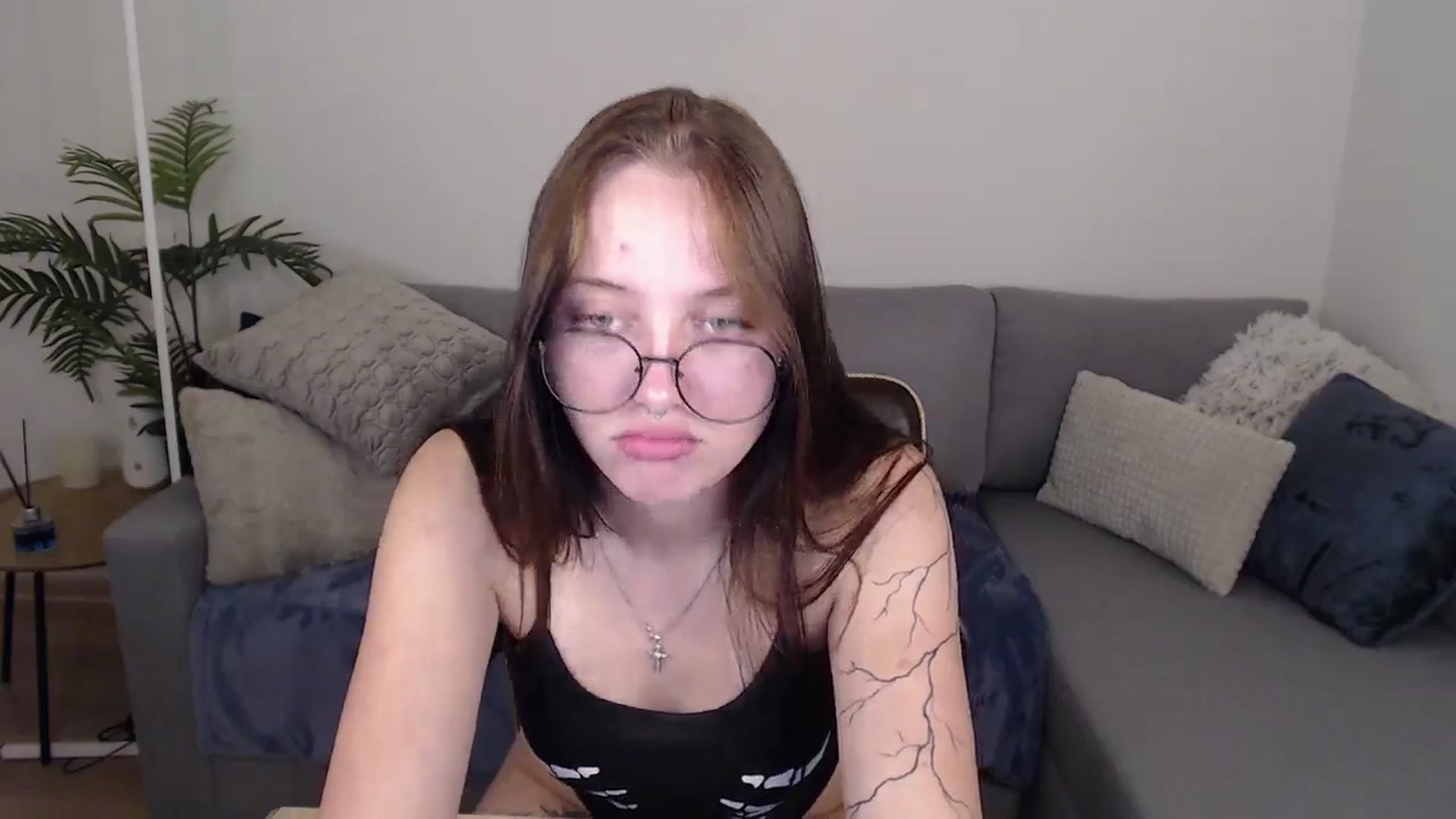 Gallery image thumbnail from SerenaSantos's myfreecams stream on, 07/09/2024, 12:07 image 6 of 20