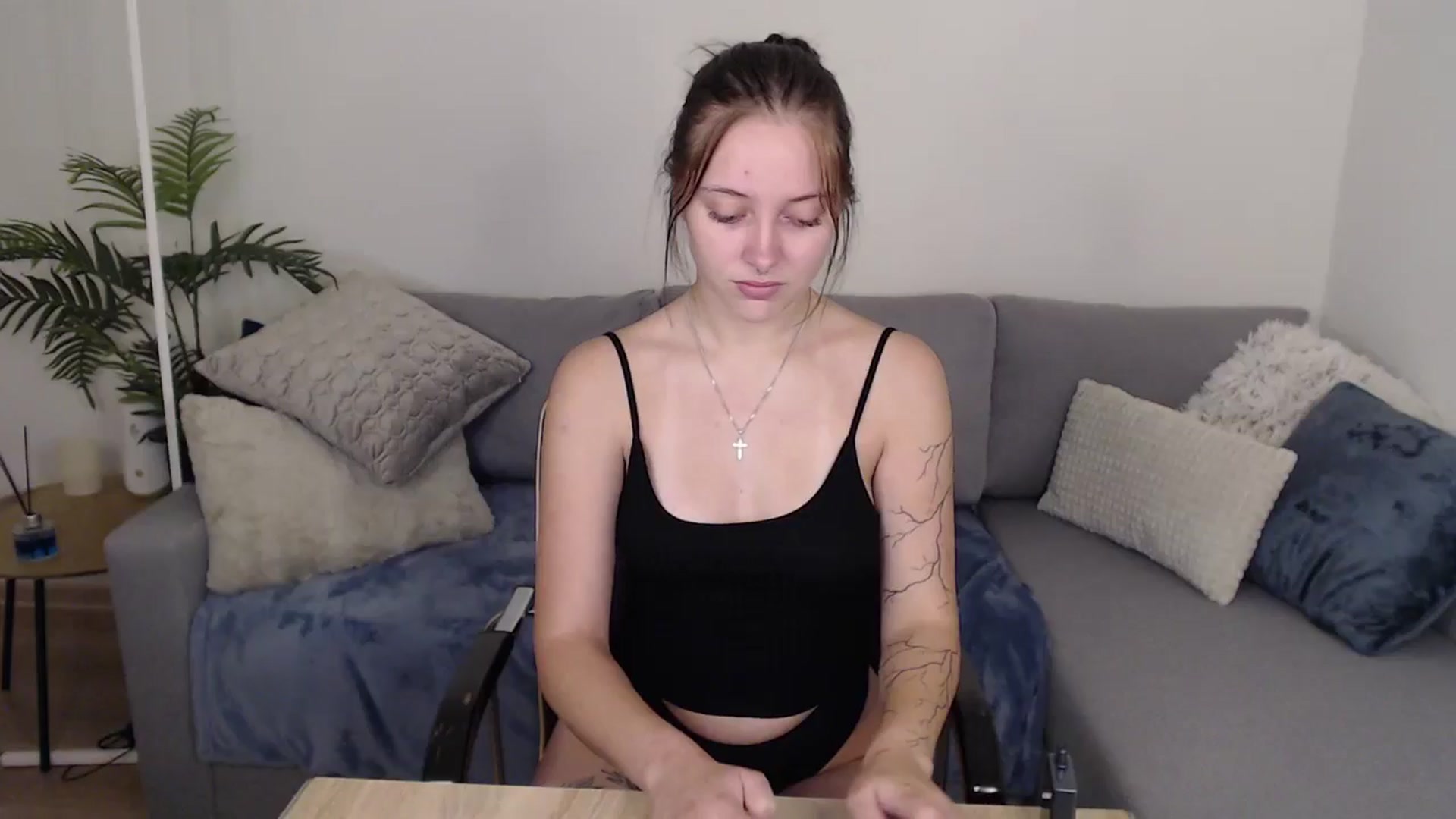 Gallery image thumbnail from SerenaSantos's myfreecams stream on, 07/10/2024, 10:08 image 16 of 20