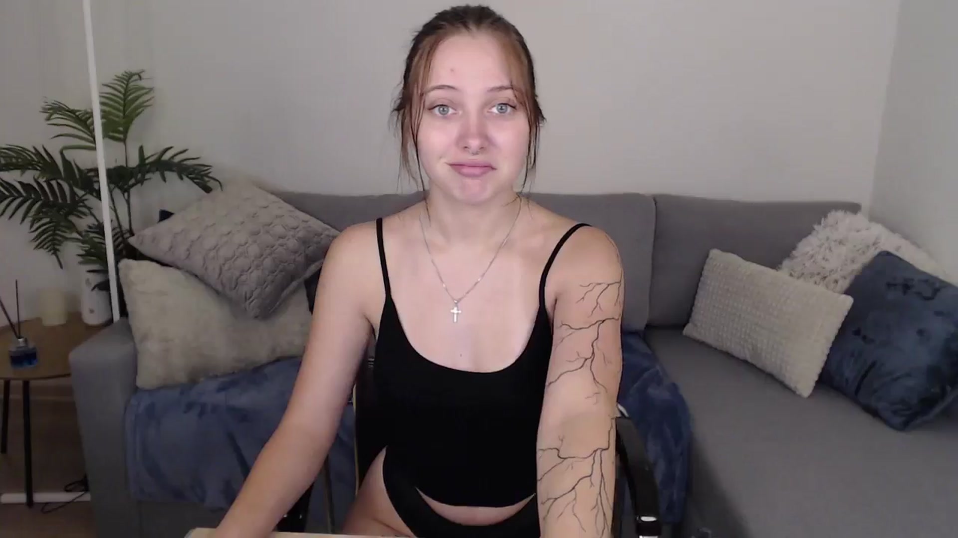 Gallery image thumbnail from SerenaSantos's myfreecams stream on, 07/10/2024, 10:08 image 19 of 20
