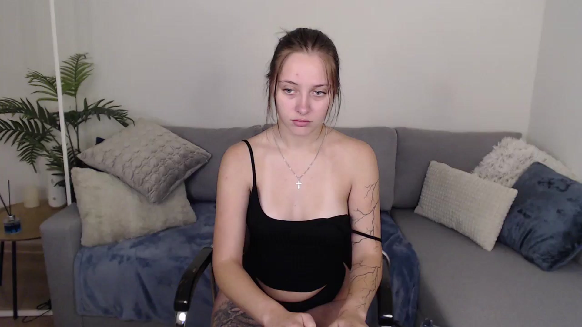 Gallery image thumbnail from SerenaSantos's myfreecams stream on, 07/10/2024, 12:10 image 7 of 20