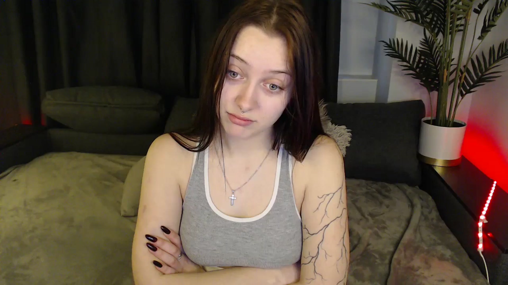 Gallery image thumbnail from SerenaSantos's myfreecams stream on, 01/24/2025, 13:49 image 18 of 20