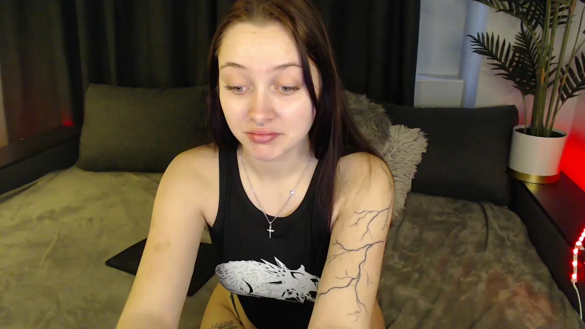 Gallery image thumbnail from SerenaSantos's myfreecams stream on, 01/26/2025, 12:22 image 1 of 20