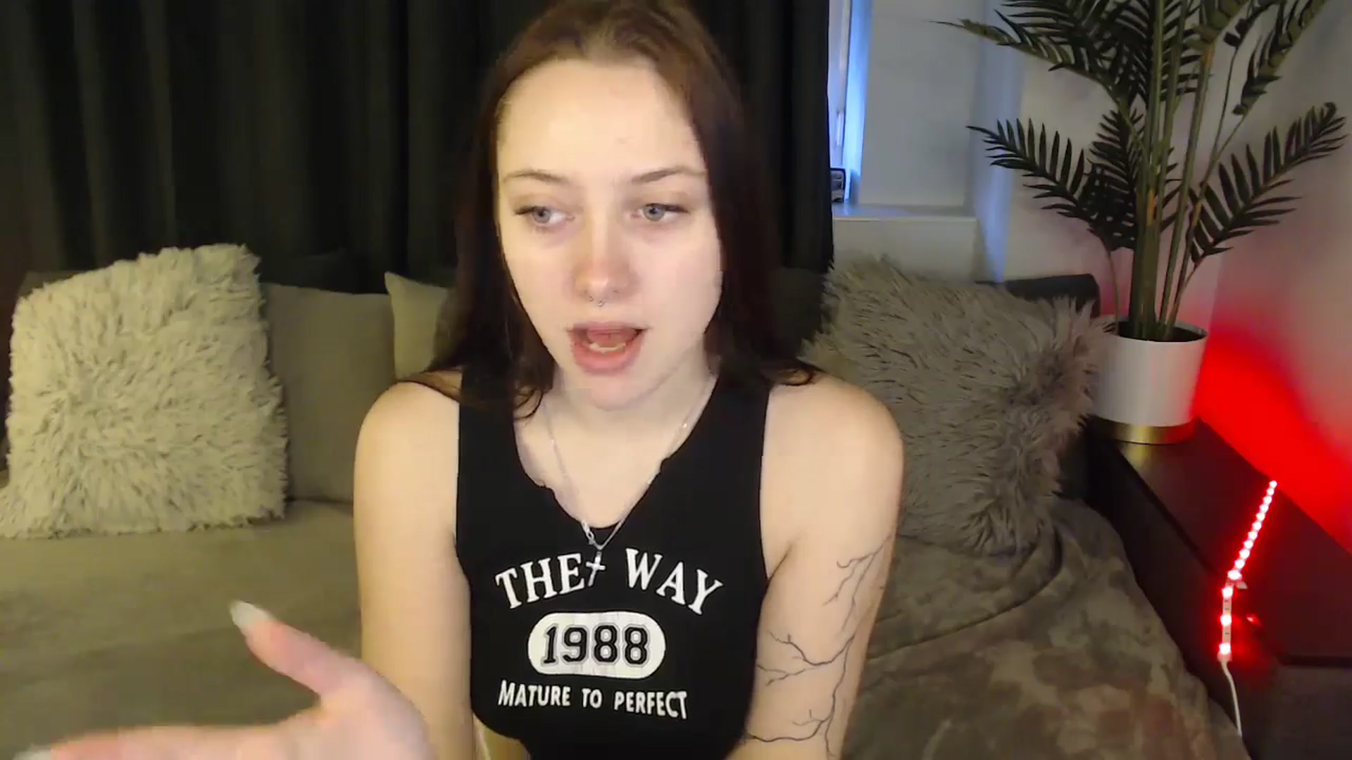 Gallery image thumbnail from SerenaSantos's myfreecams stream on, 02/19/2025, 09:07 image 6 of 20