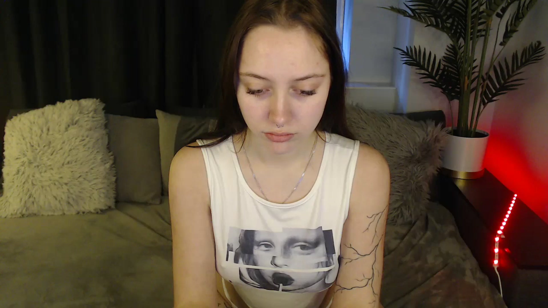Gallery image thumbnail from SerenaSantos's myfreecams stream on, 02/19/2025, 11:19 image 5 of 20