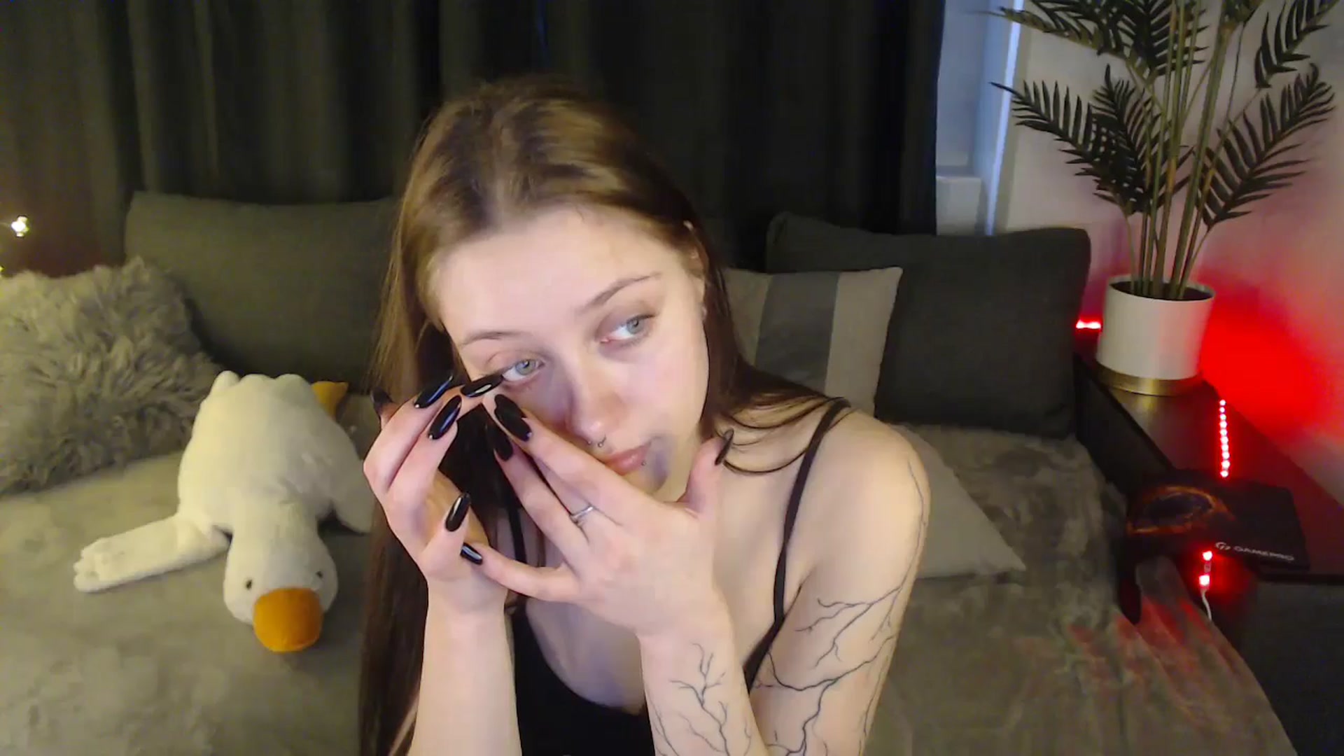 Gallery image thumbnail from SerenaSantos's myfreecams stream on, 03/19/2025, 10:48 image 20 of 20