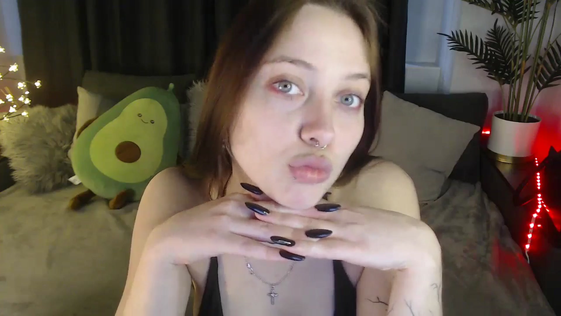 Gallery image thumbnail from SerenaSantos's myfreecams stream on, 03/29/2025, 09:28 image 11 of 20