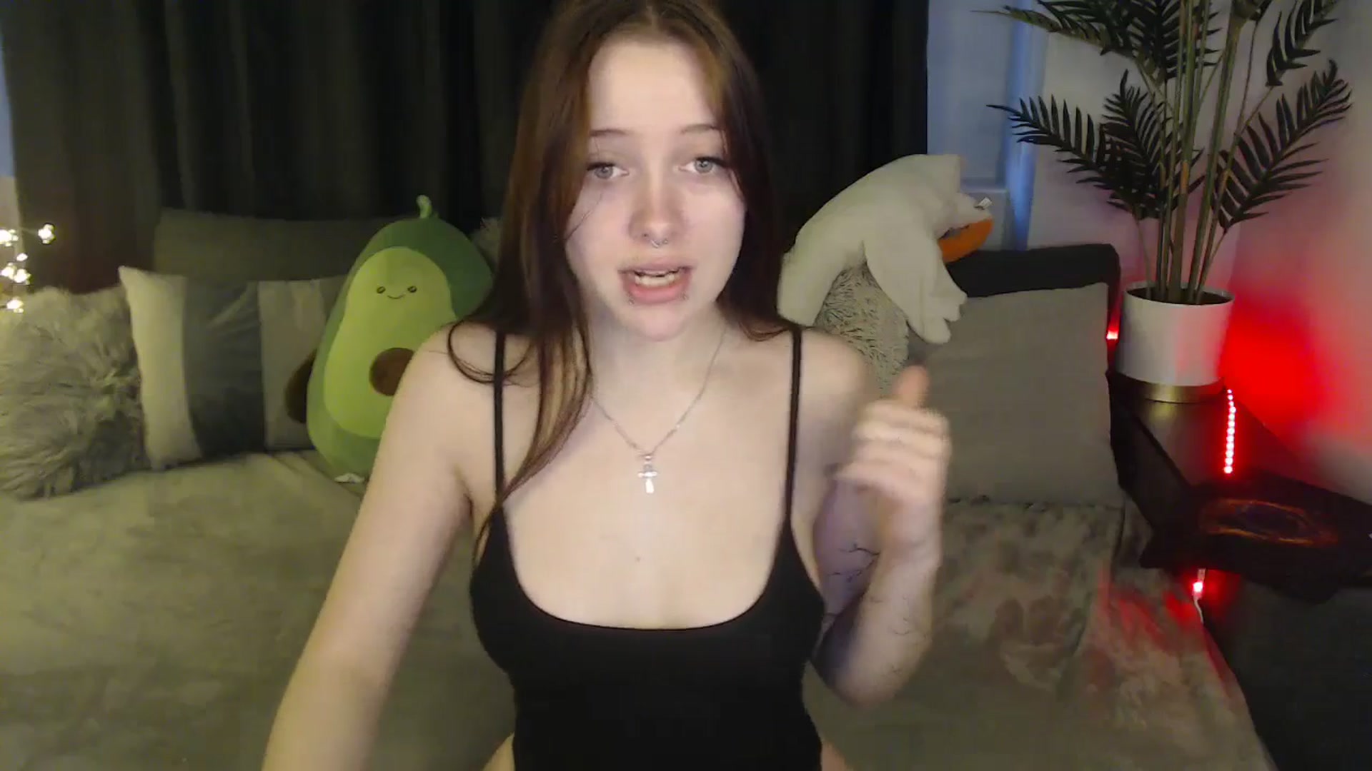 Gallery image thumbnail from SerenaSantos's myfreecams stream on, 04/02/2025, 09:28 image 3 of 20