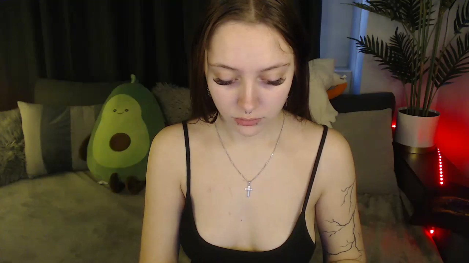 Gallery image thumbnail from SerenaSantos's myfreecams stream on, 04/02/2025, 10:26 image 16 of 20