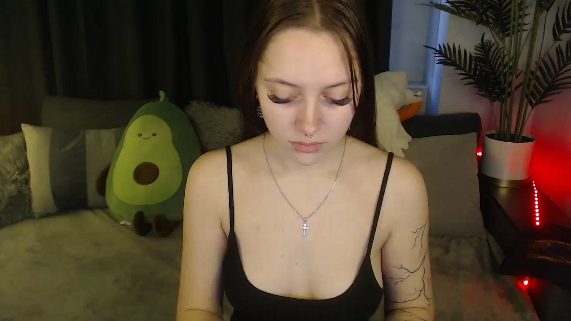 Gallery image thumbnail from SerenaSantos's myfreecams stream on, 04/02/2025, 10:26 image 15 of 20