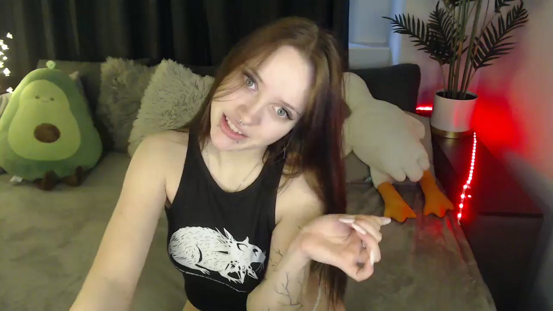 Gallery image thumbnail from SerenaSantos's myfreecams stream on, 04/07/2025, 09:02 image 2 of 20