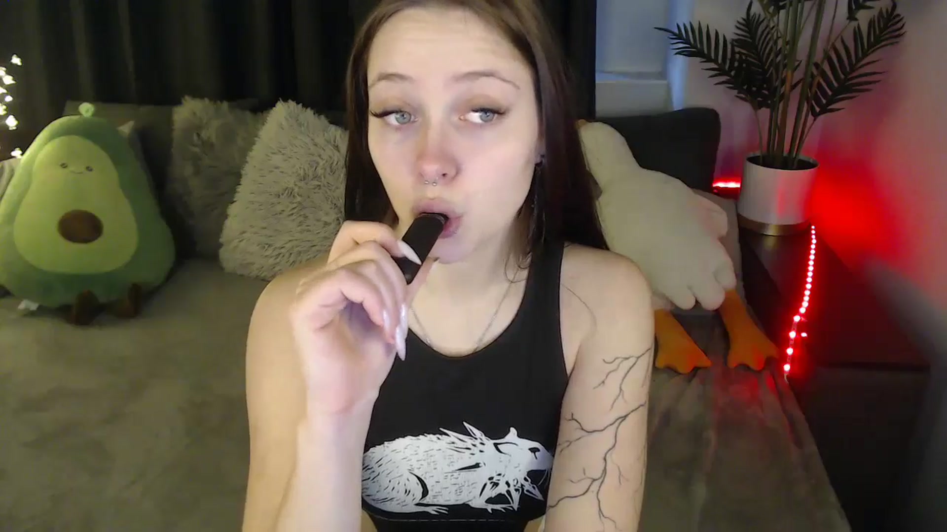 Gallery image thumbnail from SerenaSantos's myfreecams stream on, 04/07/2025, 09:02 image 13 of 20