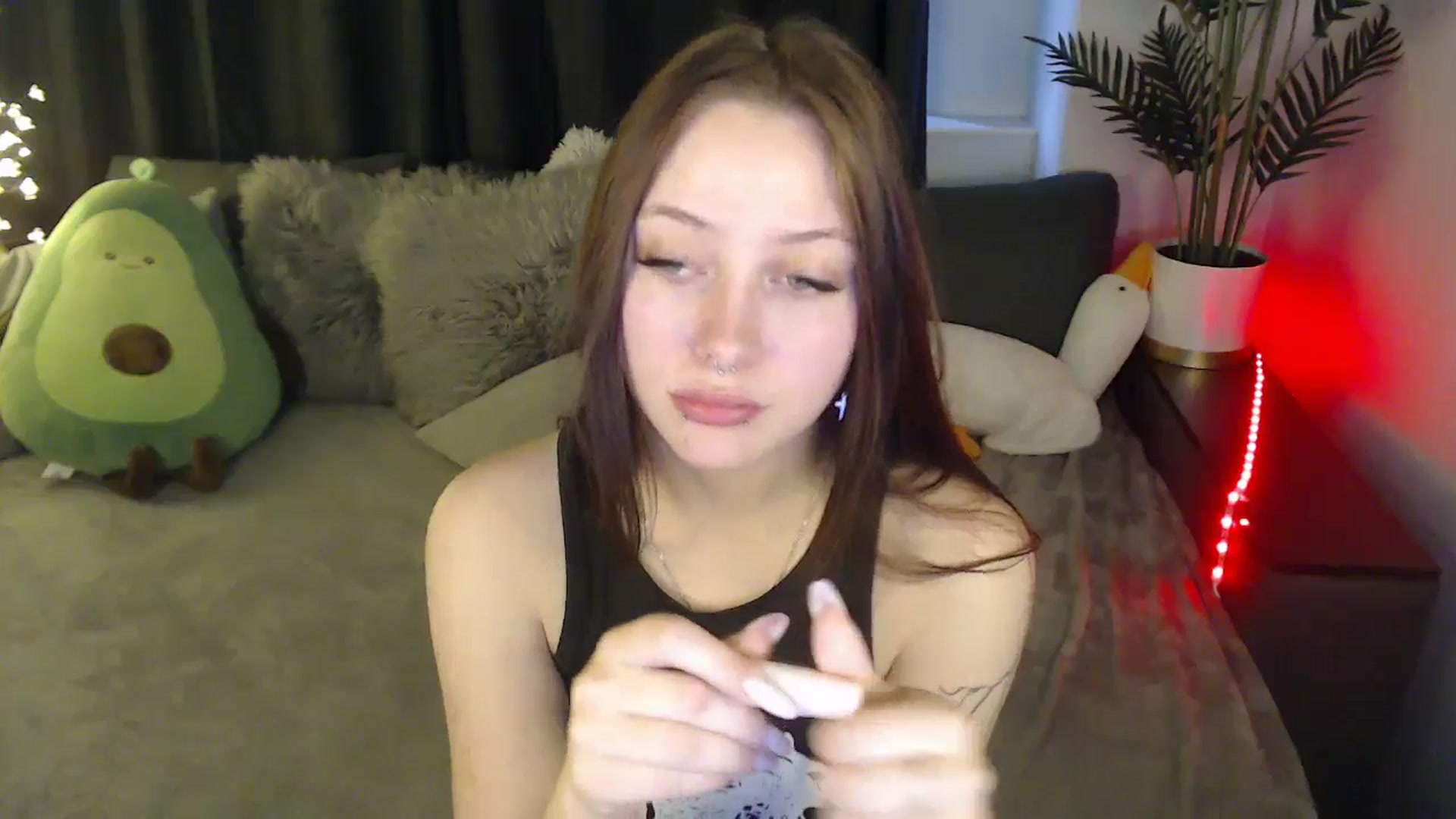 Gallery image thumbnail from SerenaSantos's myfreecams stream on, 04/07/2025, 11:23 image 20 of 20