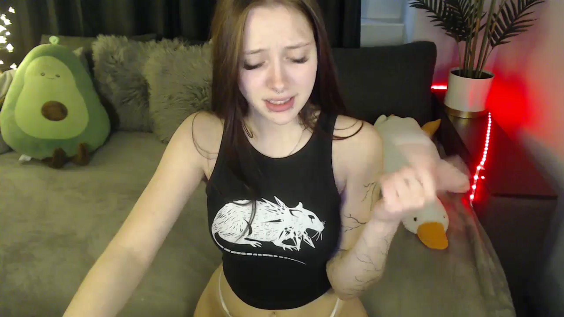 Gallery image thumbnail from SerenaSantos's myfreecams stream on, 04/07/2025, 13:58 image 17 of 20