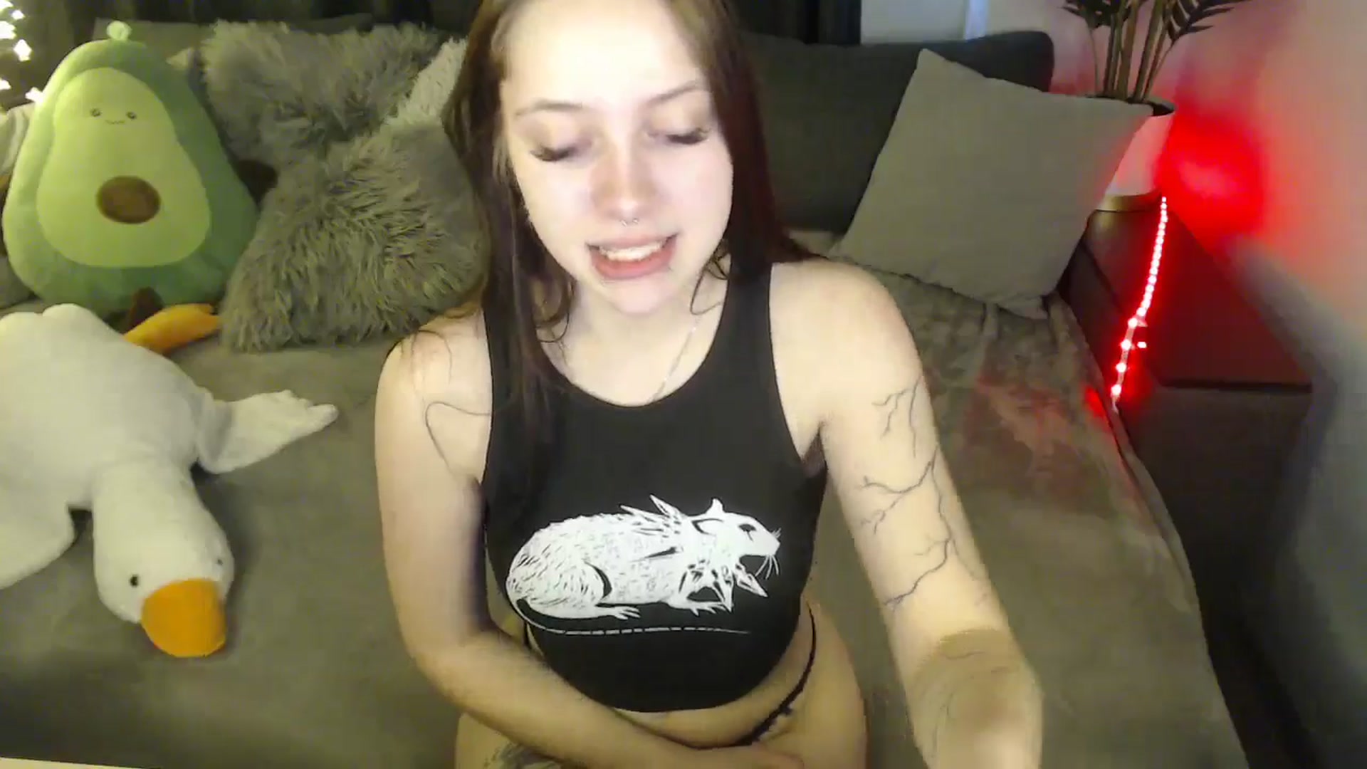 Gallery image thumbnail from SerenaSantos's myfreecams stream on, 04/08/2025, 13:58 image 2 of 20
