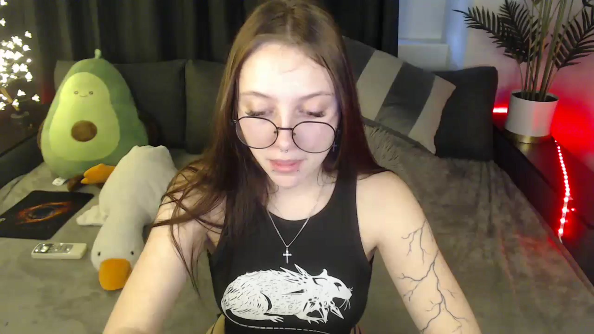 Gallery image thumbnail from SerenaSantos's myfreecams stream on, 04/14/2025, 13:38 image 18 of 20