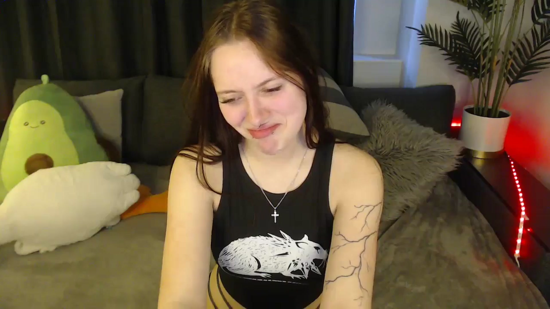 Gallery image thumbnail from SerenaSantos's myfreecams stream on, 04/18/2025, 10:09 image 12 of 20