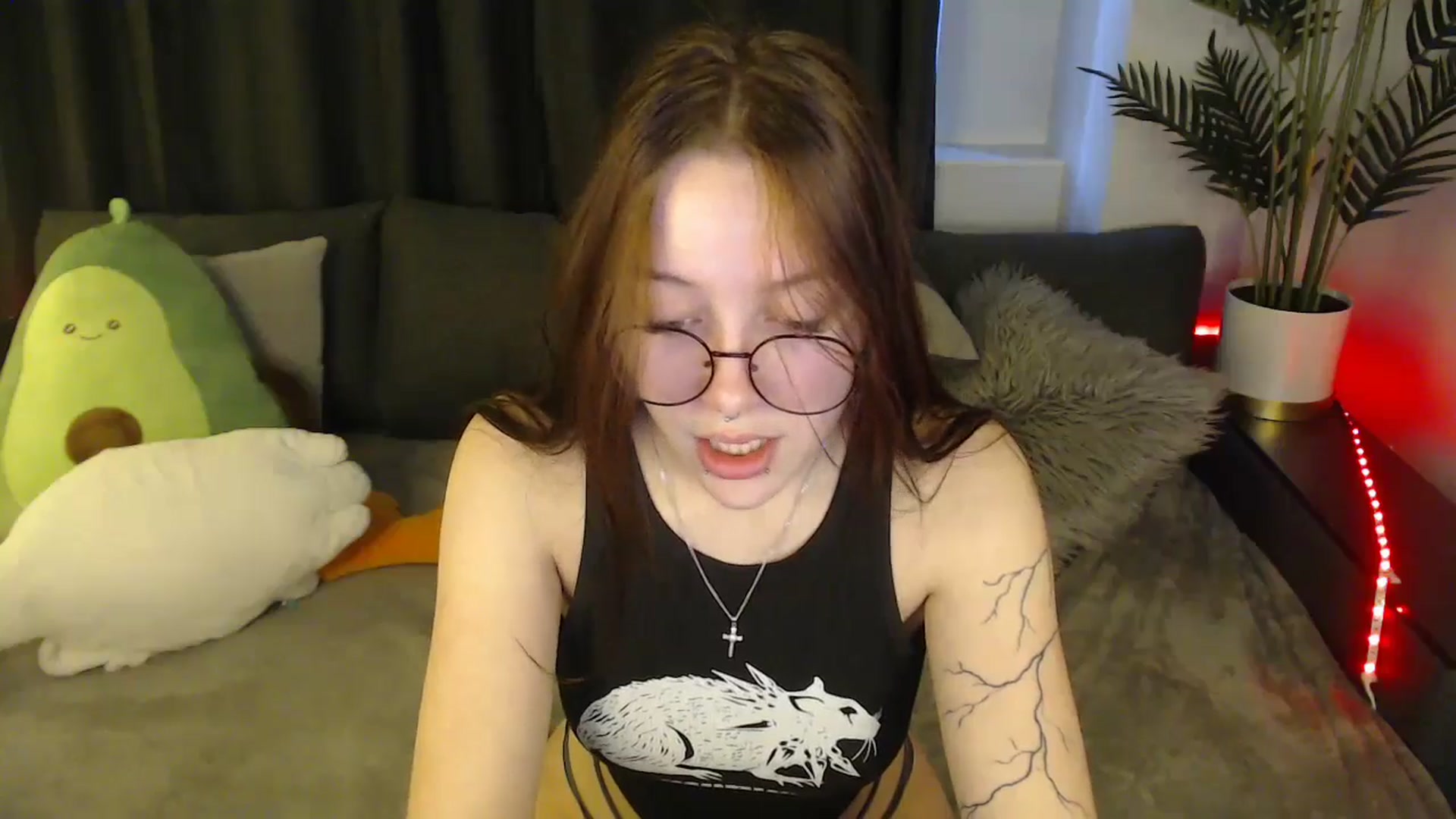 Gallery image thumbnail from SerenaSantos's myfreecams stream on, 04/18/2025, 10:09 image 5 of 20