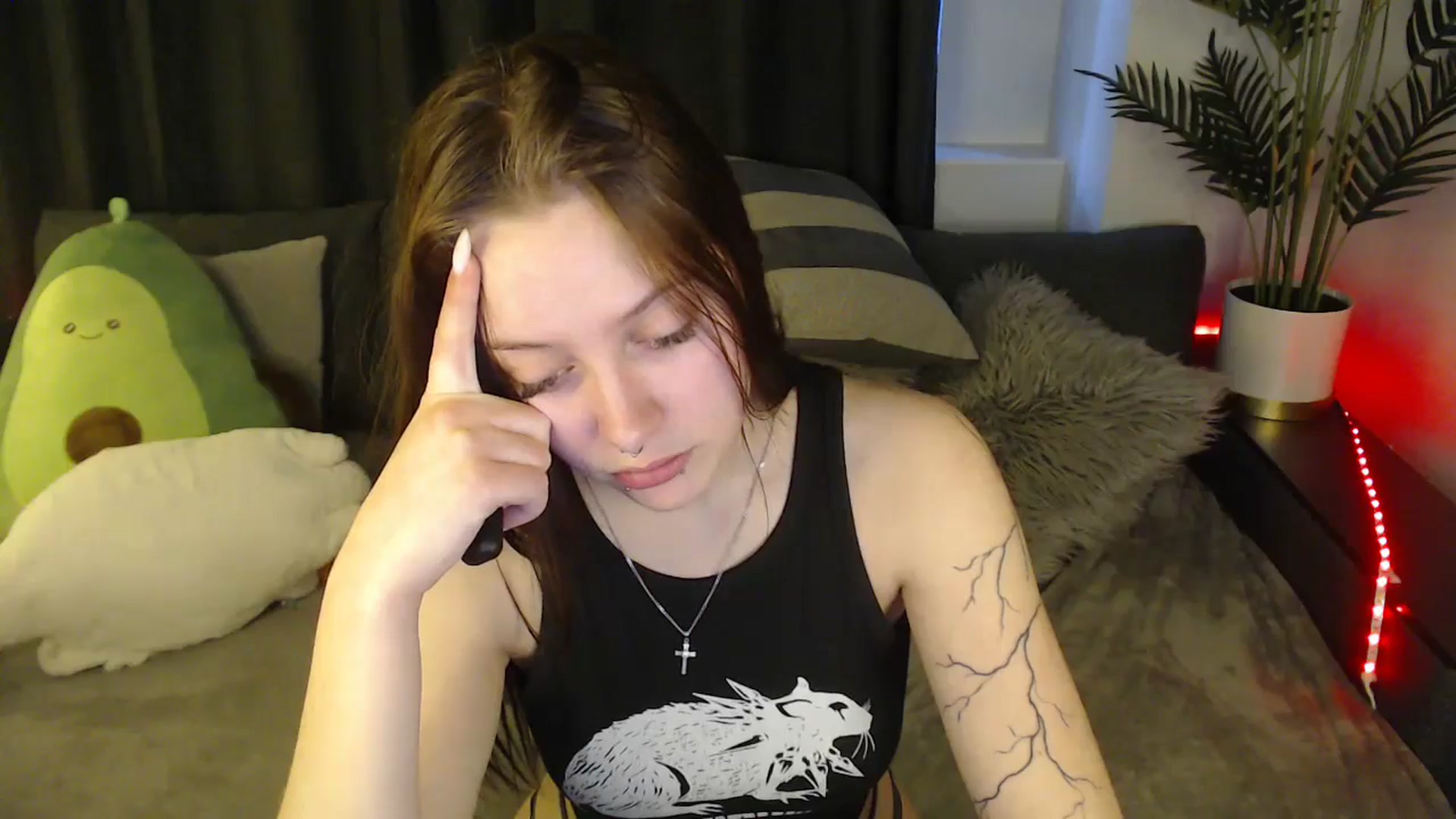 Gallery image thumbnail from SerenaSantos's myfreecams stream on, 04/18/2025, 10:09 image 10 of 20