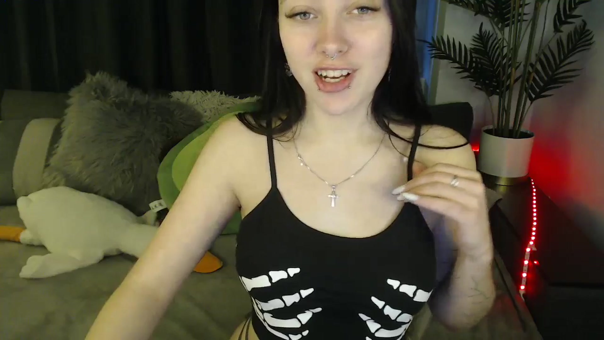 Gallery image thumbnail from SerenaSantos's myfreecams stream on, 04/25/2025, 09:39 image 3 of 20
