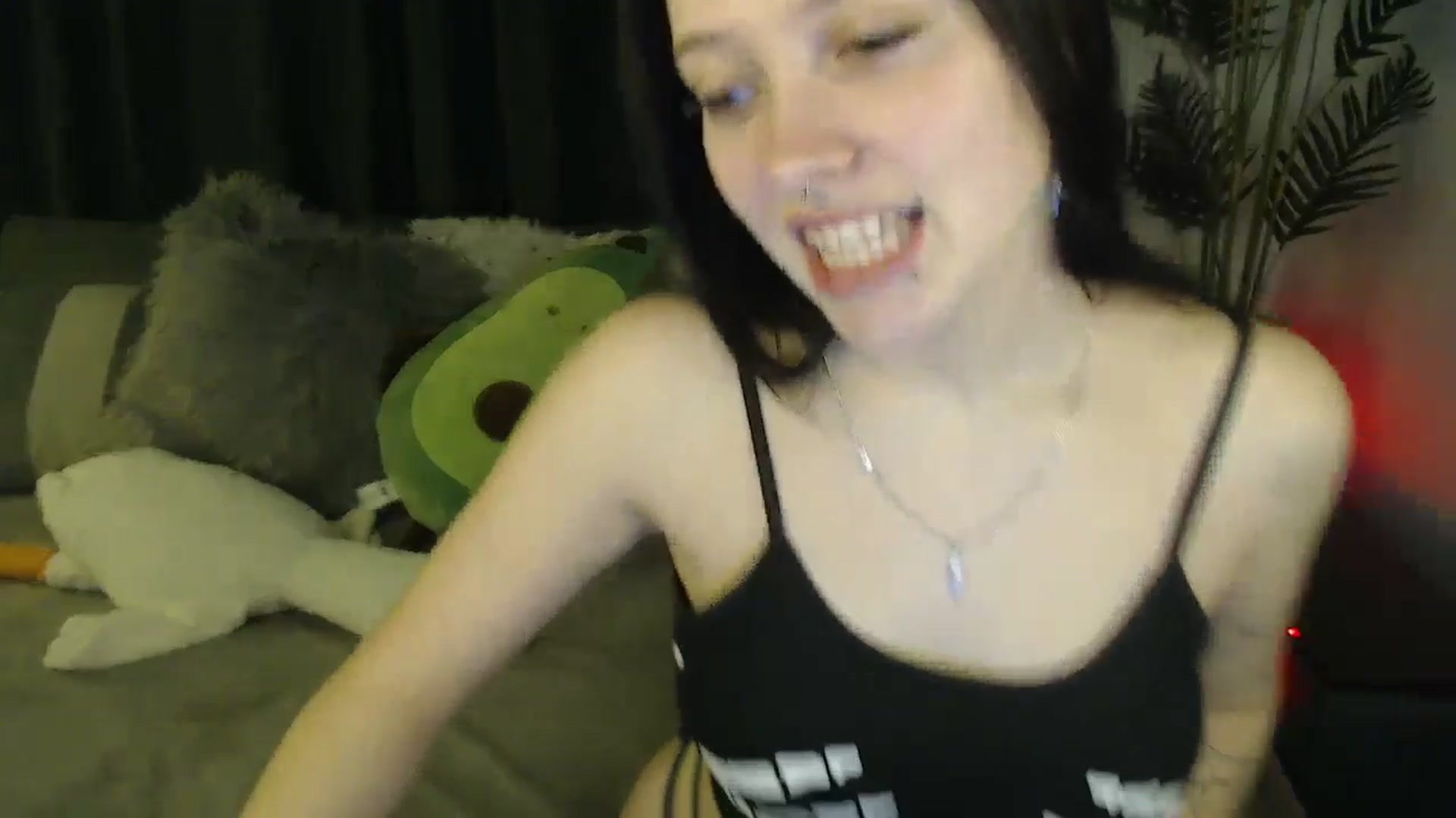 Gallery image thumbnail from SerenaSantos's myfreecams stream on, 04/25/2025, 09:39 image 6 of 20