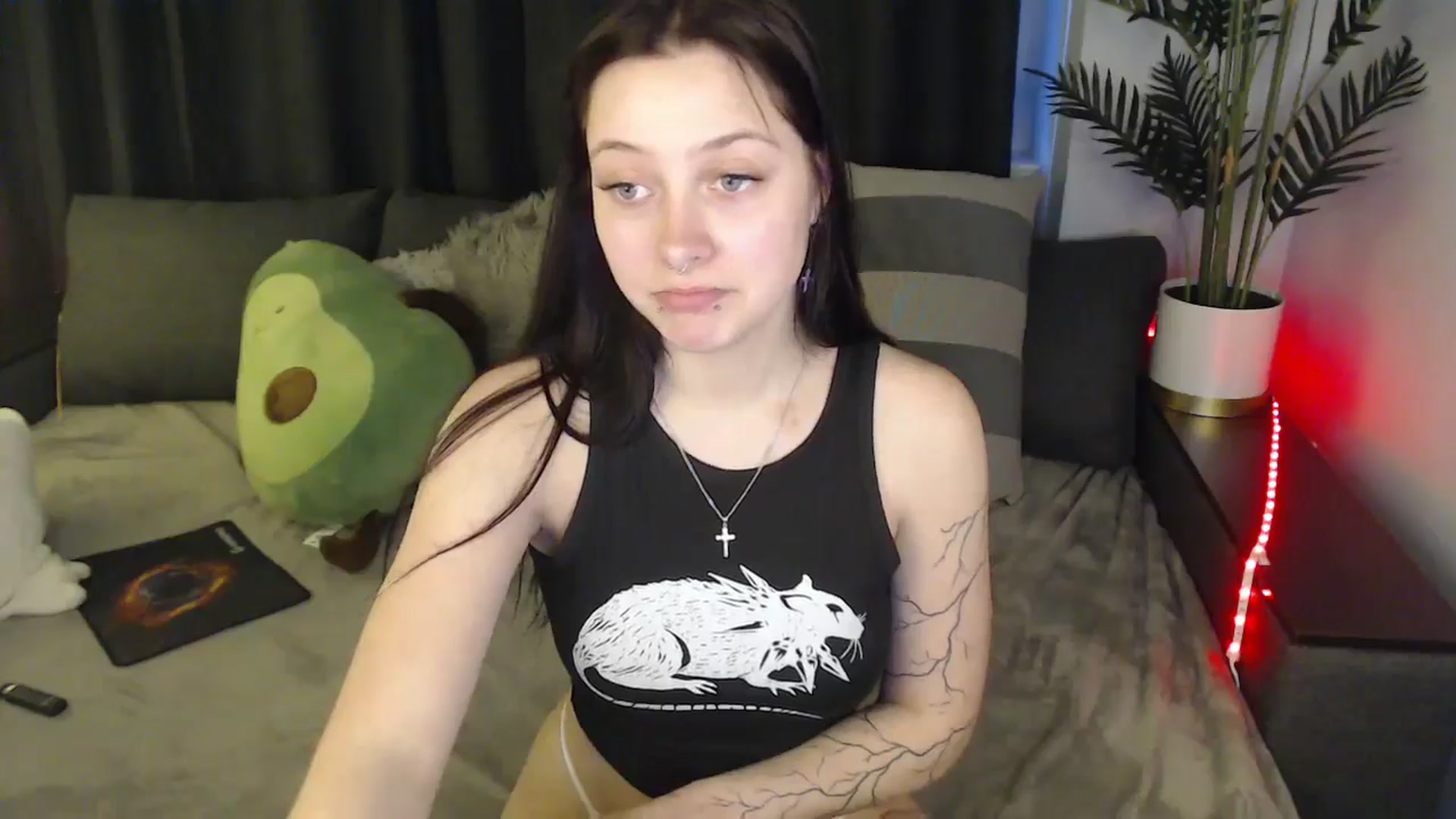 Gallery image thumbnail from SerenaSantos's myfreecams stream on, 04/29/2025, 13:42 image 2 of 20