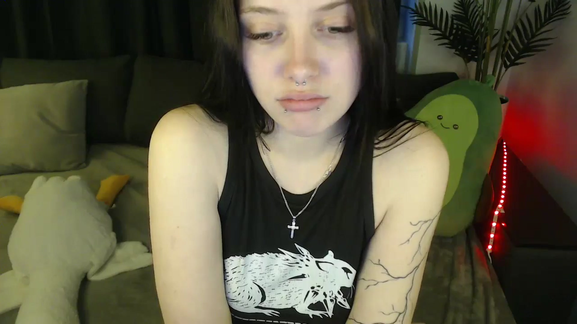 Gallery image thumbnail from SerenaSantos's myfreecams stream on, 04/30/2025, 12:18 image 19 of 20