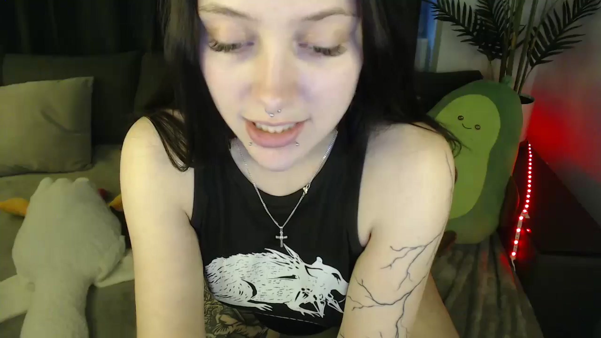 Gallery image thumbnail from SerenaSantos's myfreecams stream on, 04/30/2025, 13:18 image 20 of 20