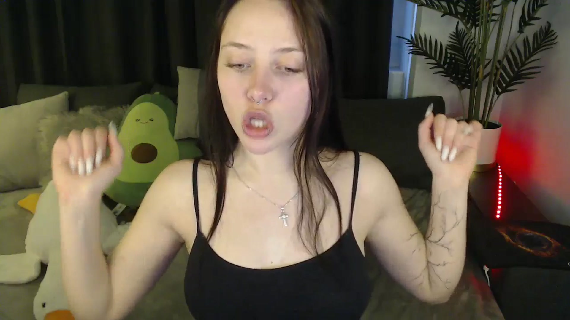 Gallery image thumbnail from SerenaSantos's myfreecams stream on, 05/12/2025, 14:04 image 3 of 20