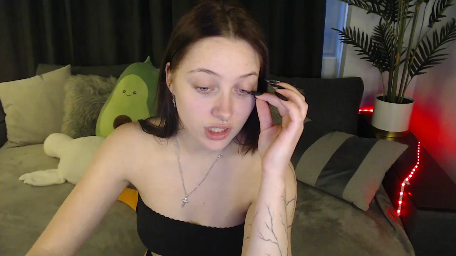 Gallery image thumbnail from SerenaSantos's myfreecams stream on, 05/25/2025, 13:07 image 2 of 20