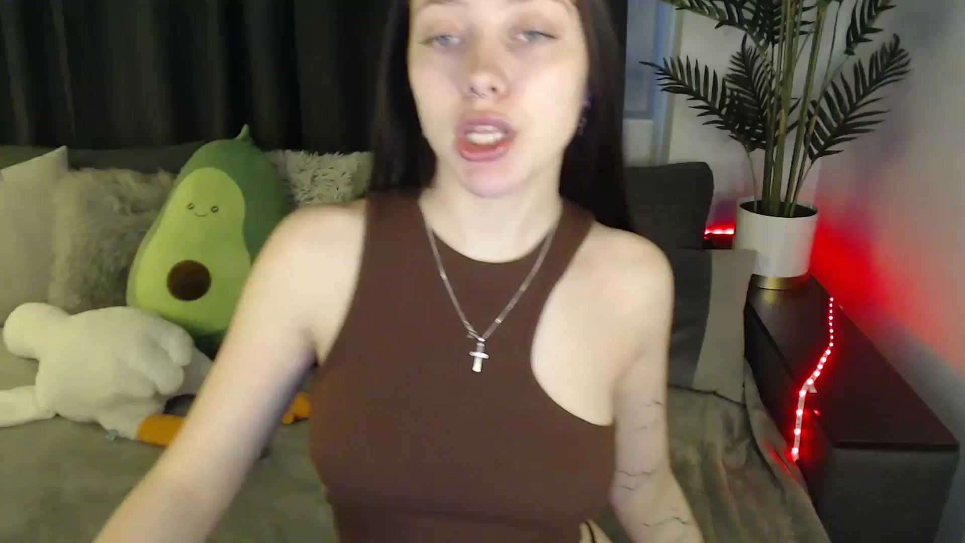 Gallery image thumbnail from SerenaSantos's myfreecams stream on, 05/26/2025, 08:24 image 14 of 20