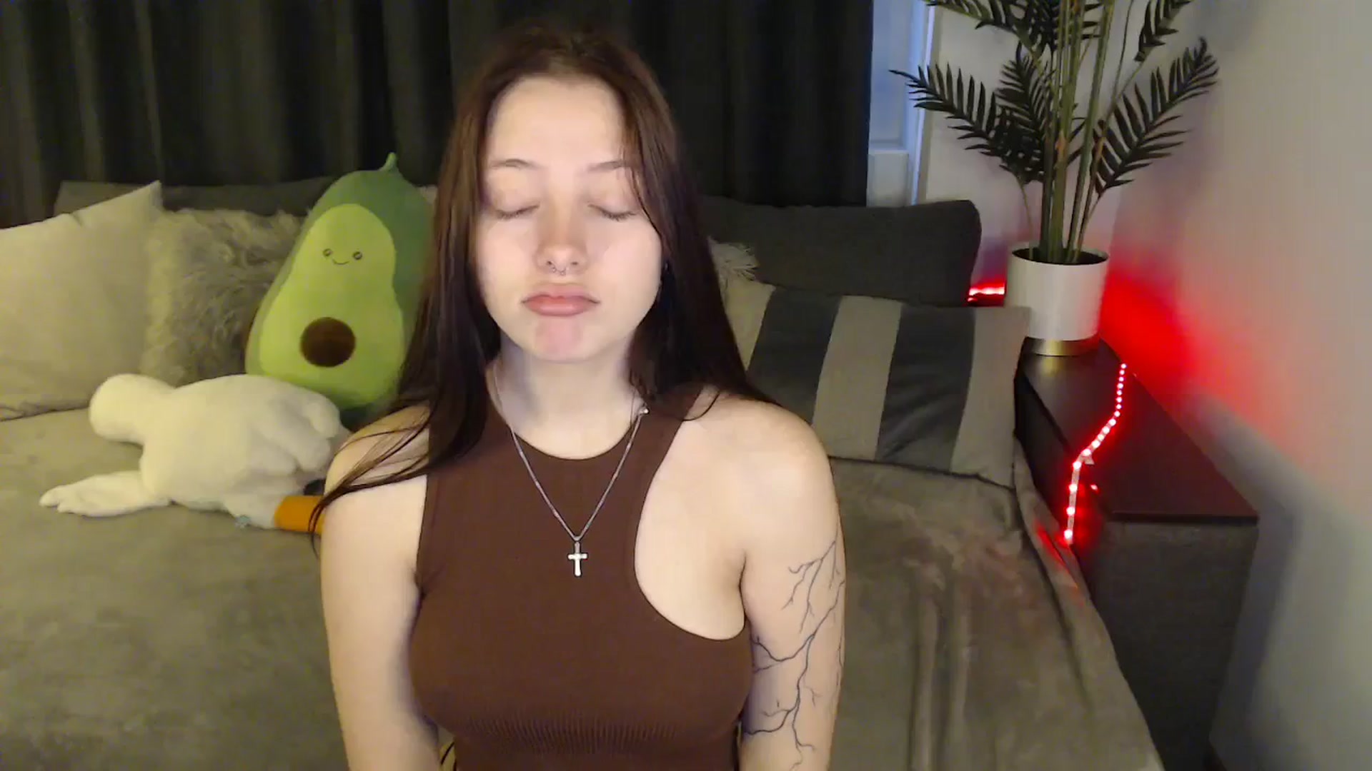 Gallery image thumbnail from SerenaSantos's myfreecams stream on, 05/26/2025, 11:44 image 6 of 20