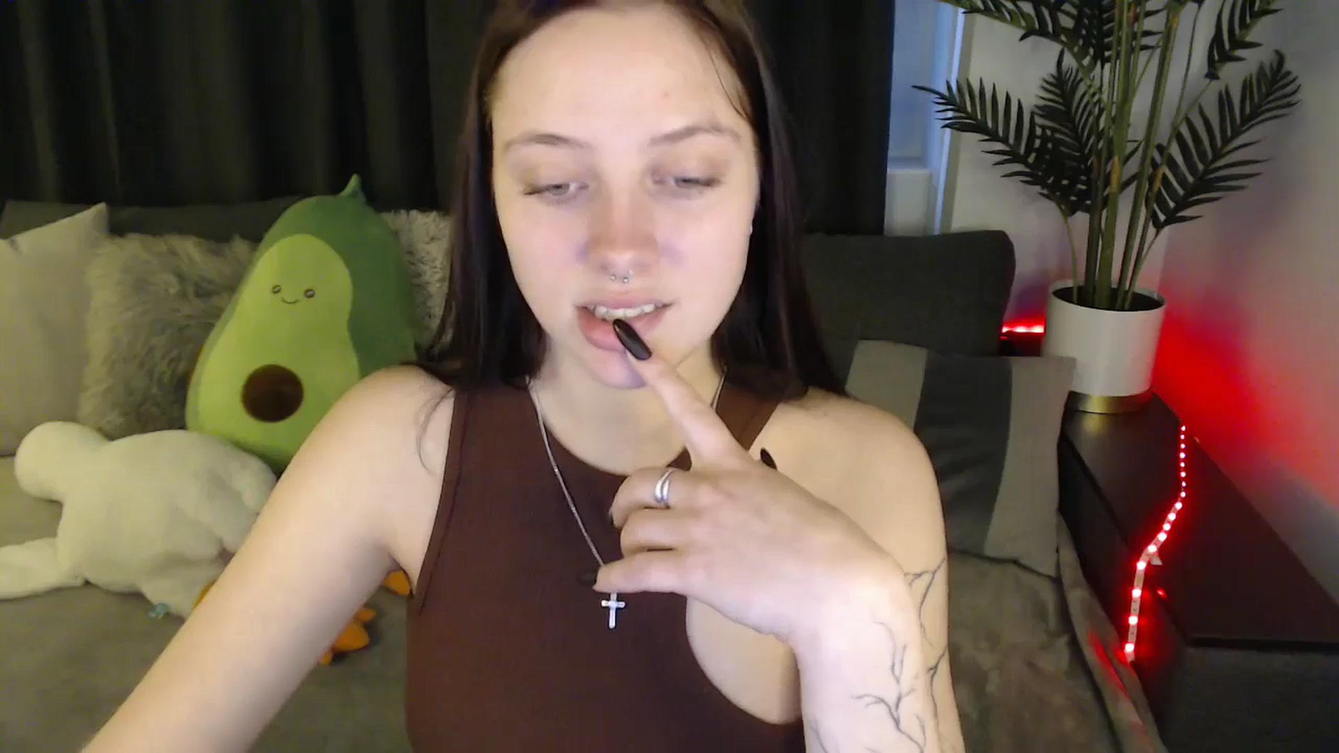 Gallery image thumbnail from SerenaSantos's myfreecams stream on, 05/26/2025, 11:44 image 8 of 20