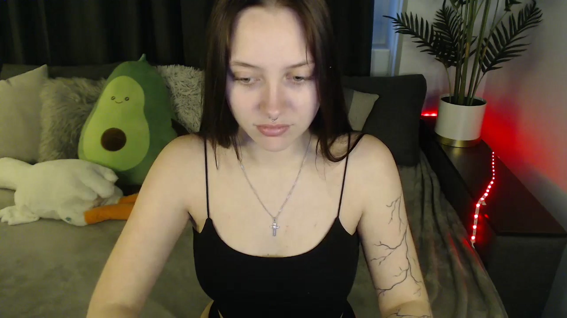 Gallery image thumbnail from SerenaSantos's myfreecams stream on, 05/27/2025, 13:39 image 11 of 20