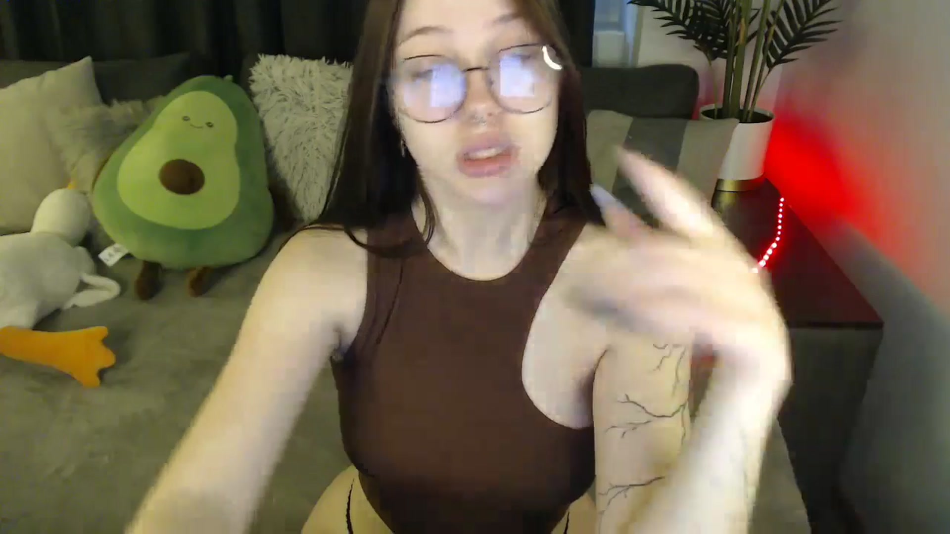 Gallery image thumbnail from SerenaSantos's myfreecams stream on, 05/31/2025, 09:43 image 5 of 20