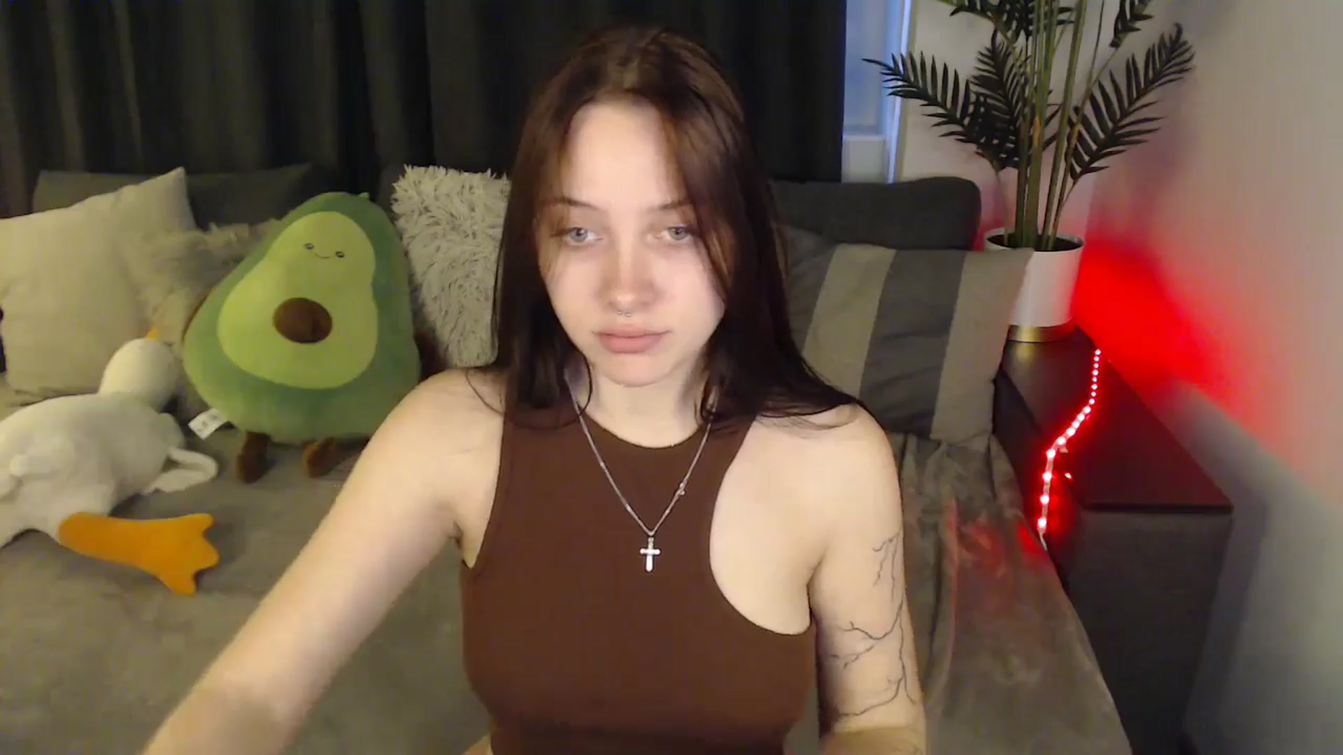 Gallery image thumbnail from SerenaSantos's myfreecams stream on, 05/31/2025, 11:28 image 9 of 20