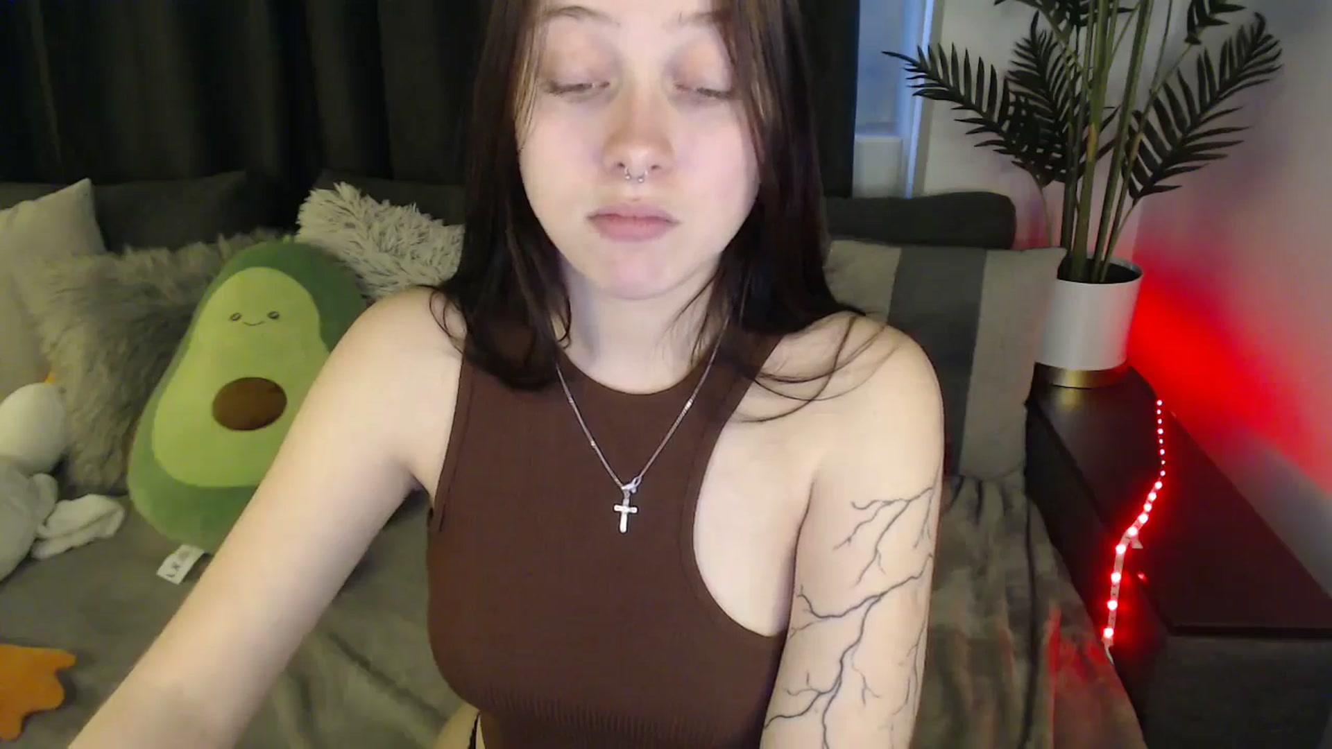 Gallery image thumbnail from SerenaSantos's myfreecams stream on, 05/31/2025, 12:07 image 7 of 20