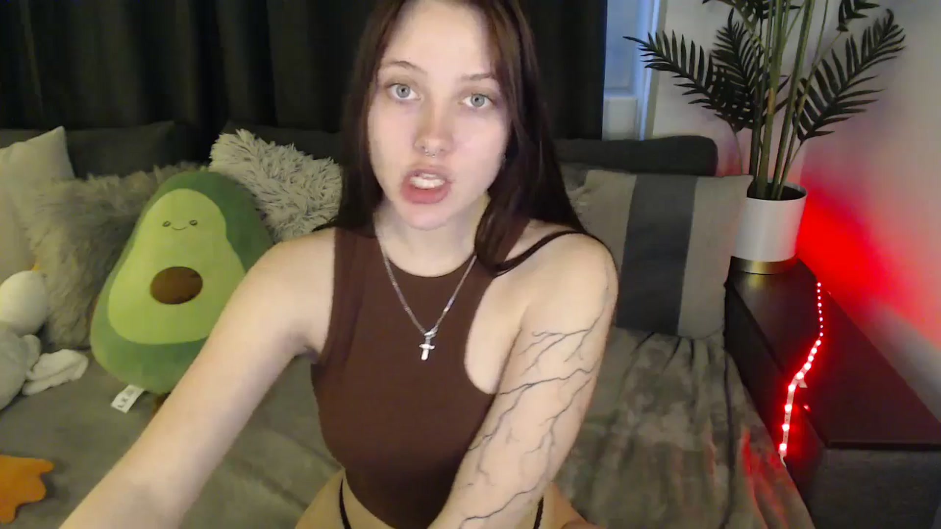 Gallery image thumbnail from SerenaSantos's myfreecams stream on, 05/31/2025, 12:07 image 13 of 20