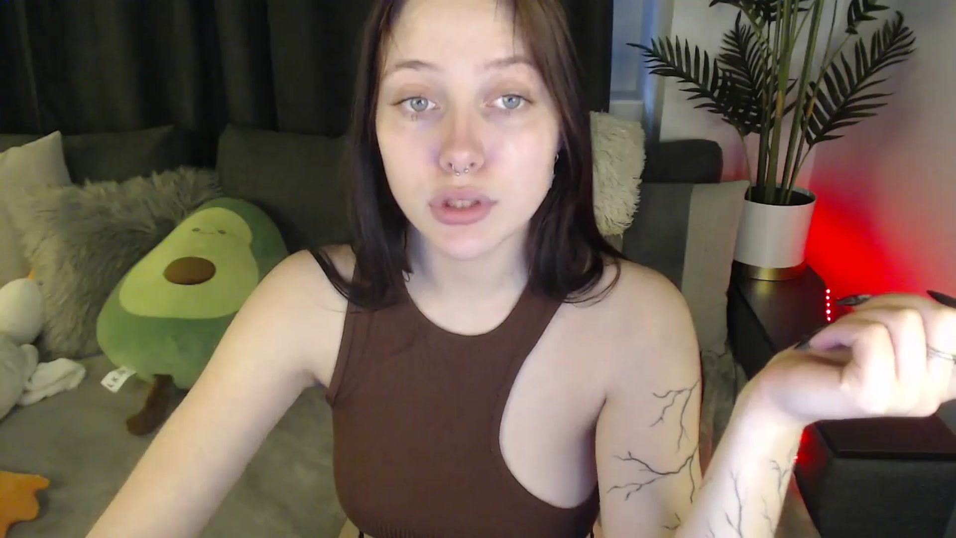 Gallery image thumbnail from SerenaSantos's myfreecams stream on, 05/31/2025, 13:22 image 4 of 20
