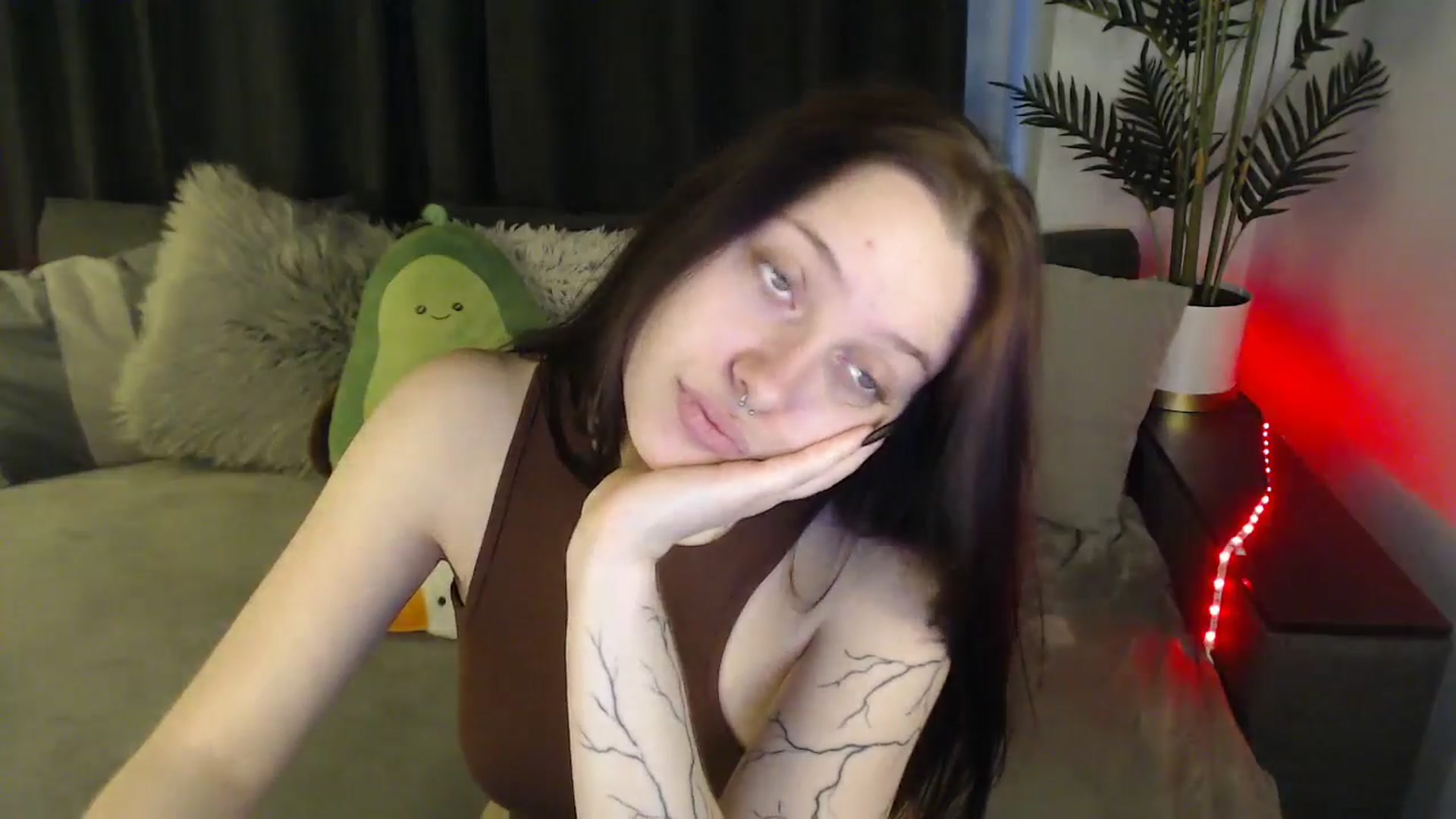 Gallery image thumbnail from SerenaSantos's myfreecams stream on, 06/04/2025, 09:23 image 5 of 20