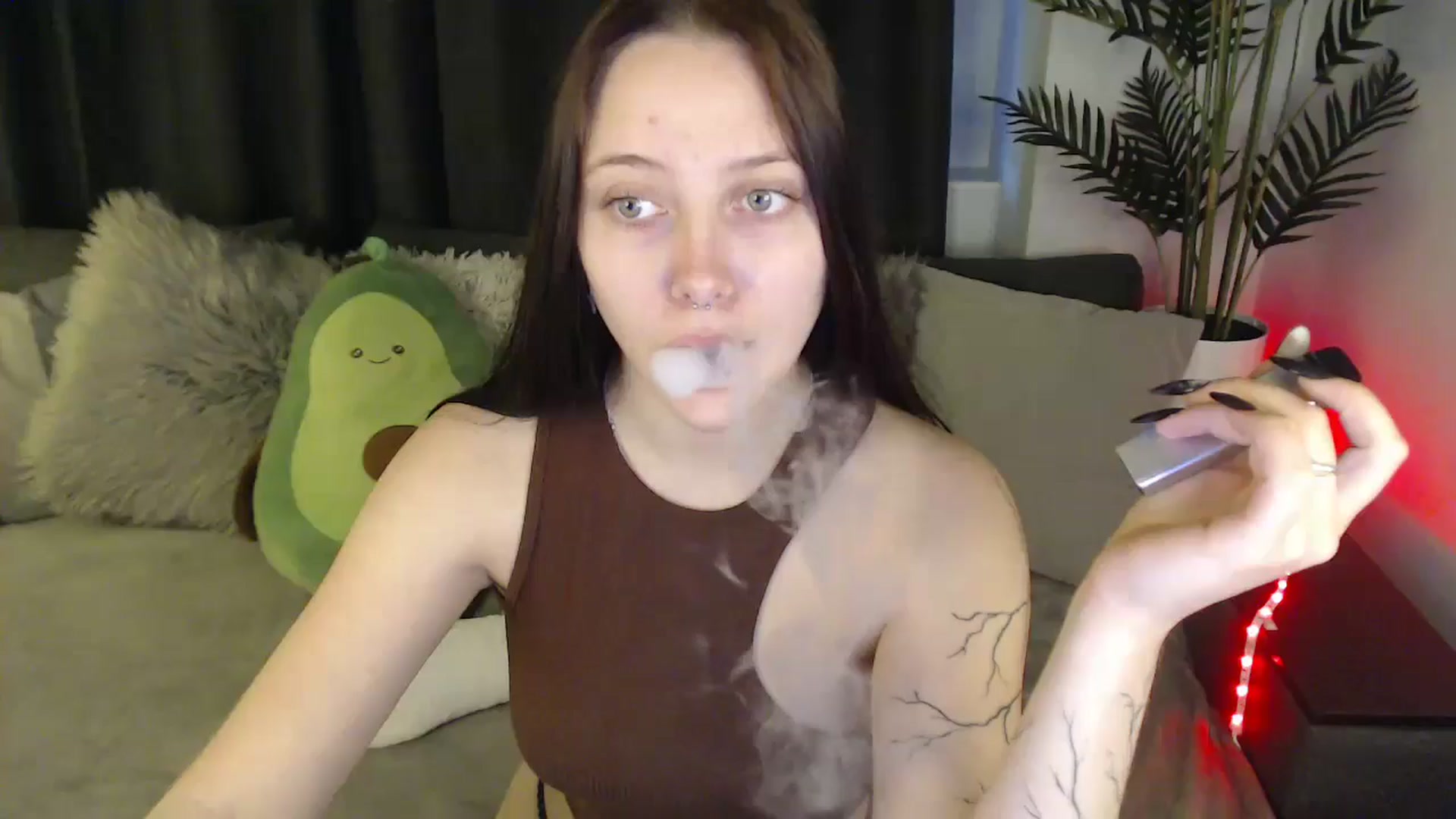 Gallery image thumbnail from SerenaSantos's myfreecams stream on, 06/04/2025, 12:19 image 4 of 20