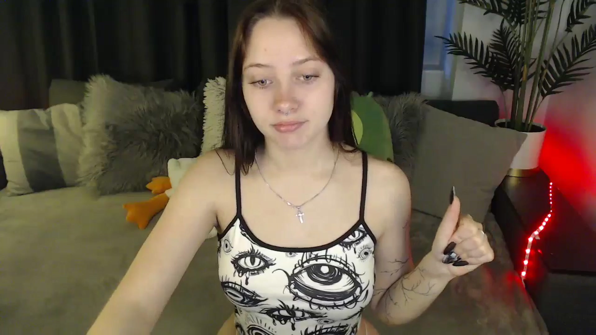 Gallery image thumbnail from SerenaSantos's myfreecams stream on, 06/06/2025, 08:38 image 20 of 20