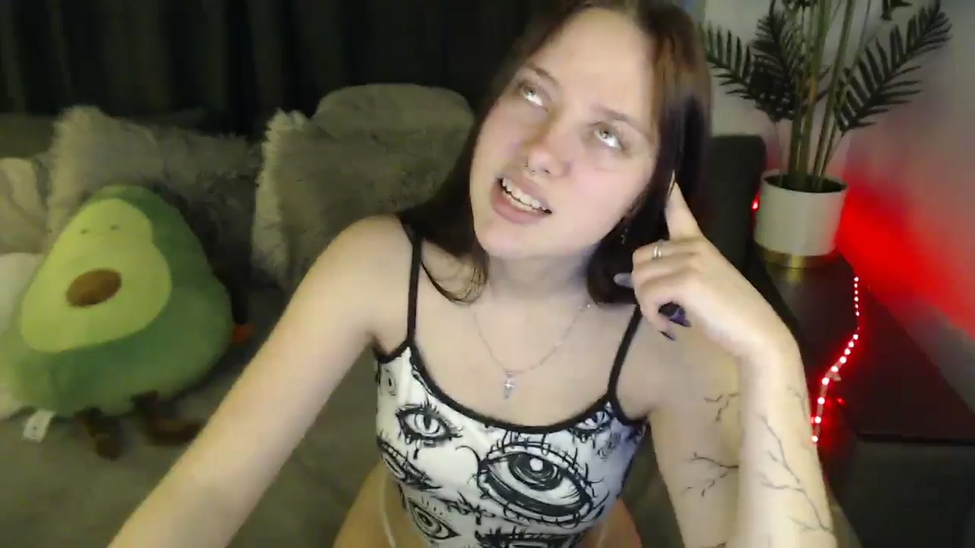 Gallery image thumbnail from SerenaSantos's myfreecams stream on, 06/06/2025, 11:33 image 8 of 20