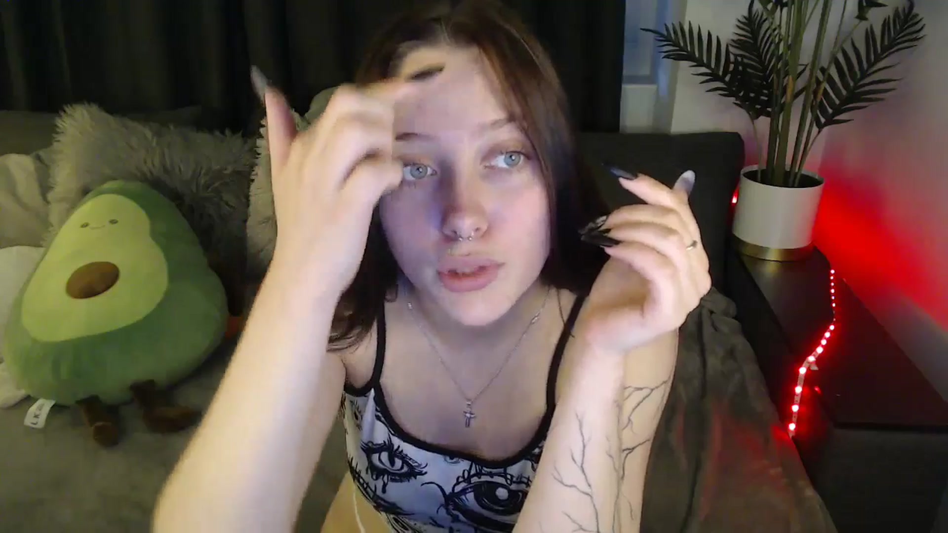 Gallery image thumbnail from SerenaSantos's myfreecams stream on, 06/06/2025, 11:33 image 18 of 20