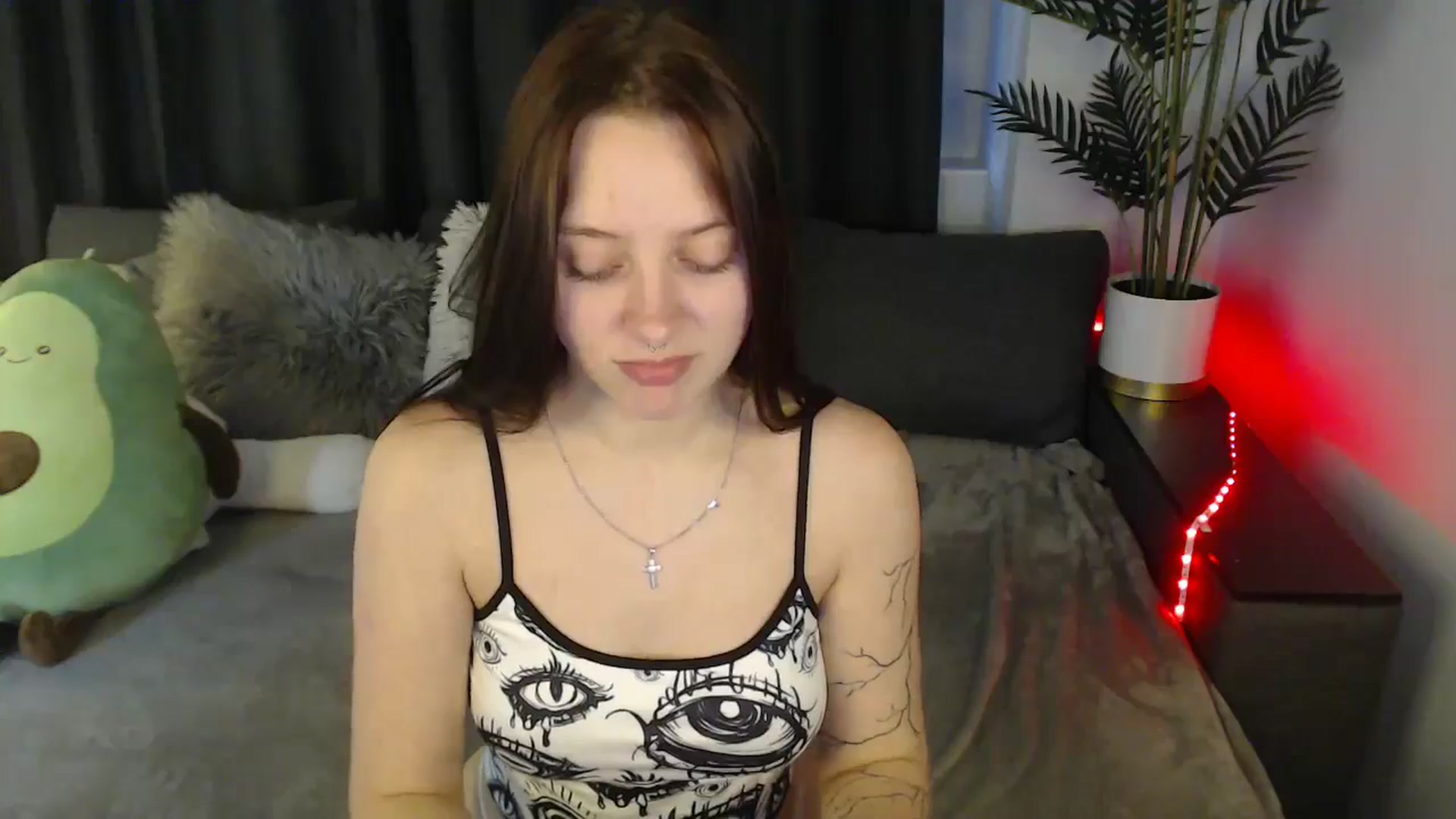 Gallery image thumbnail from SerenaSantos's myfreecams stream on, 06/06/2025, 14:01 image 15 of 20