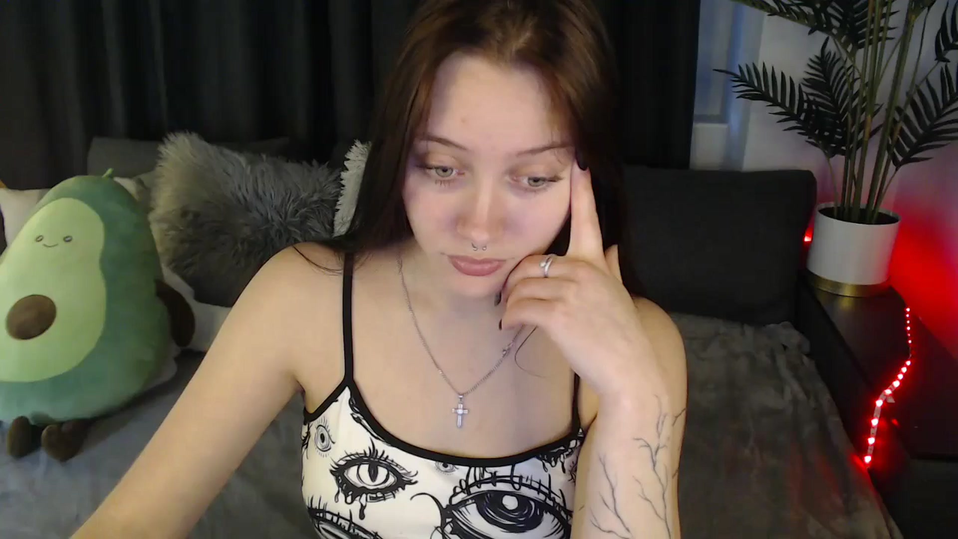 Gallery image thumbnail from SerenaSantos's myfreecams stream on, 06/06/2025, 14:01 image 1 of 20