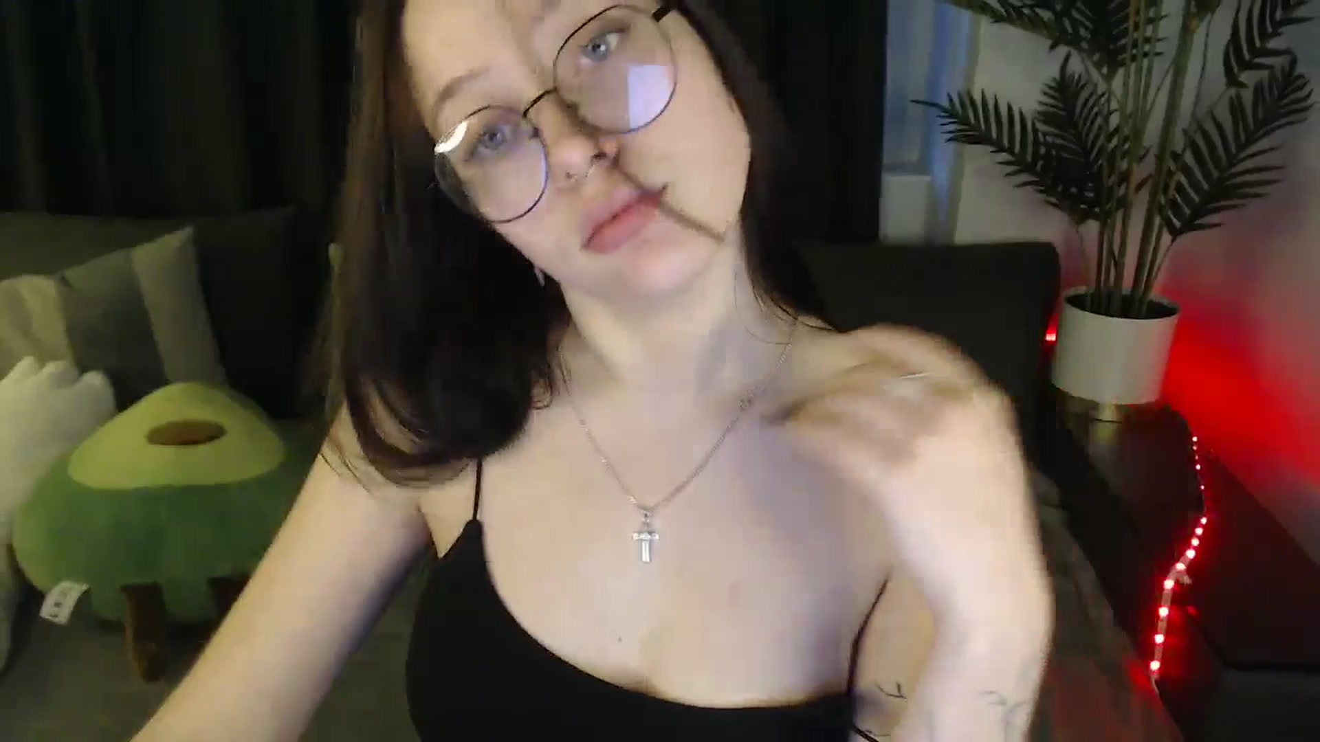 Gallery image thumbnail from SerenaSantos's myfreecams stream on, 06/07/2025, 11:58 image 10 of 20