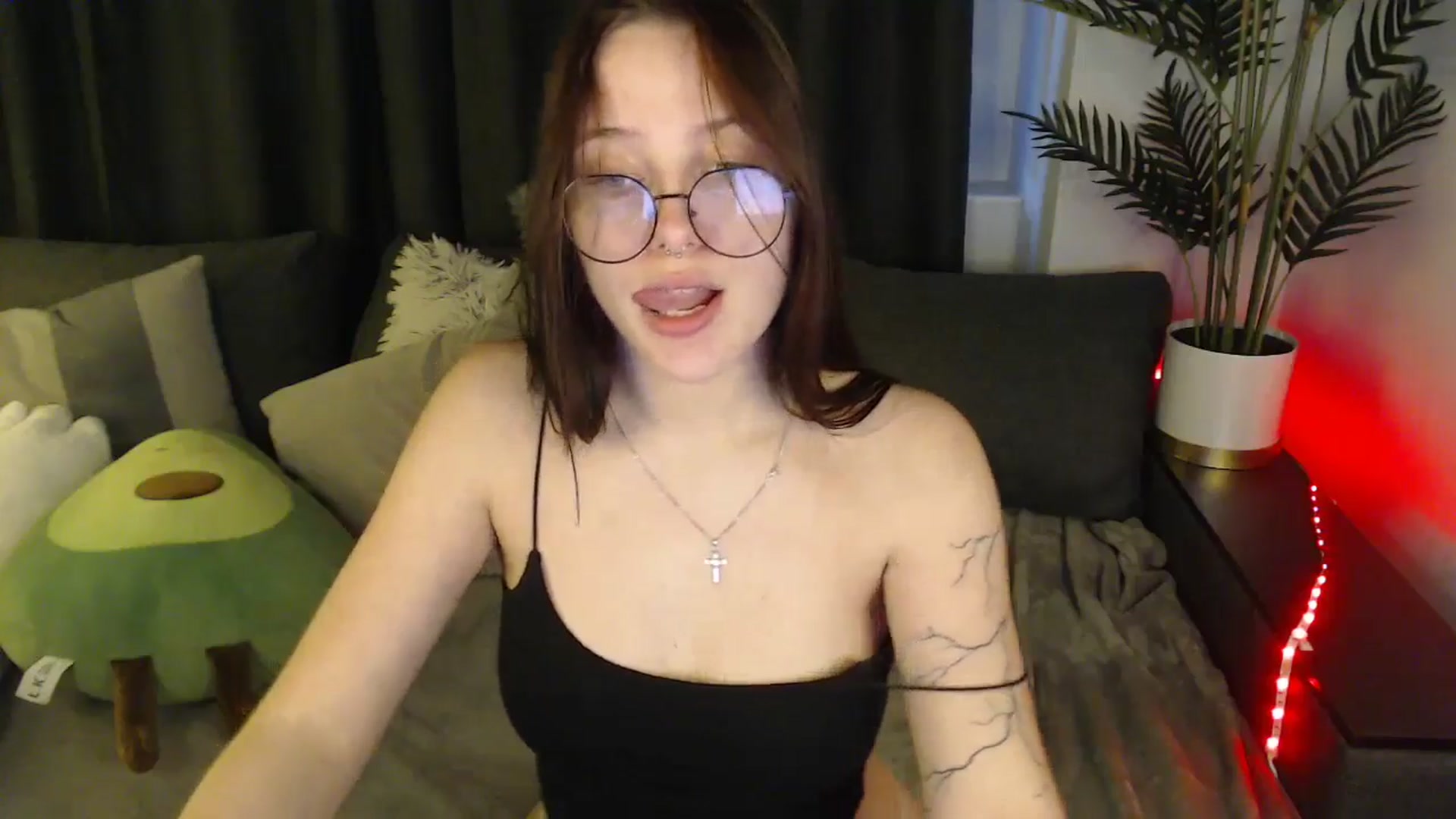 Gallery image thumbnail from SerenaSantos's myfreecams stream on, 06/07/2025, 13:31 image 20 of 20