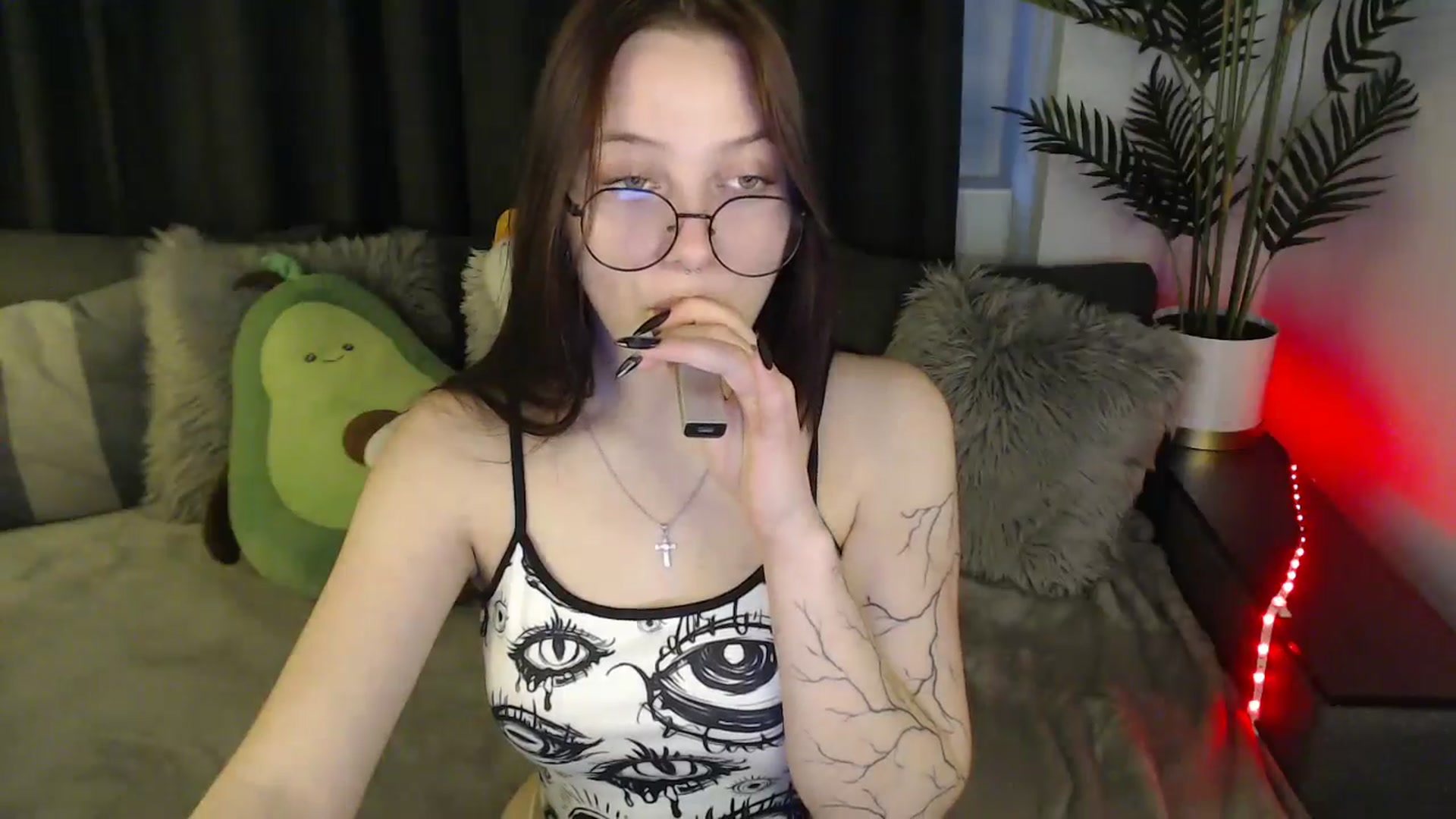 Gallery image thumbnail from SerenaSantos's myfreecams stream on, 06/09/2025, 09:16 image 12 of 20
