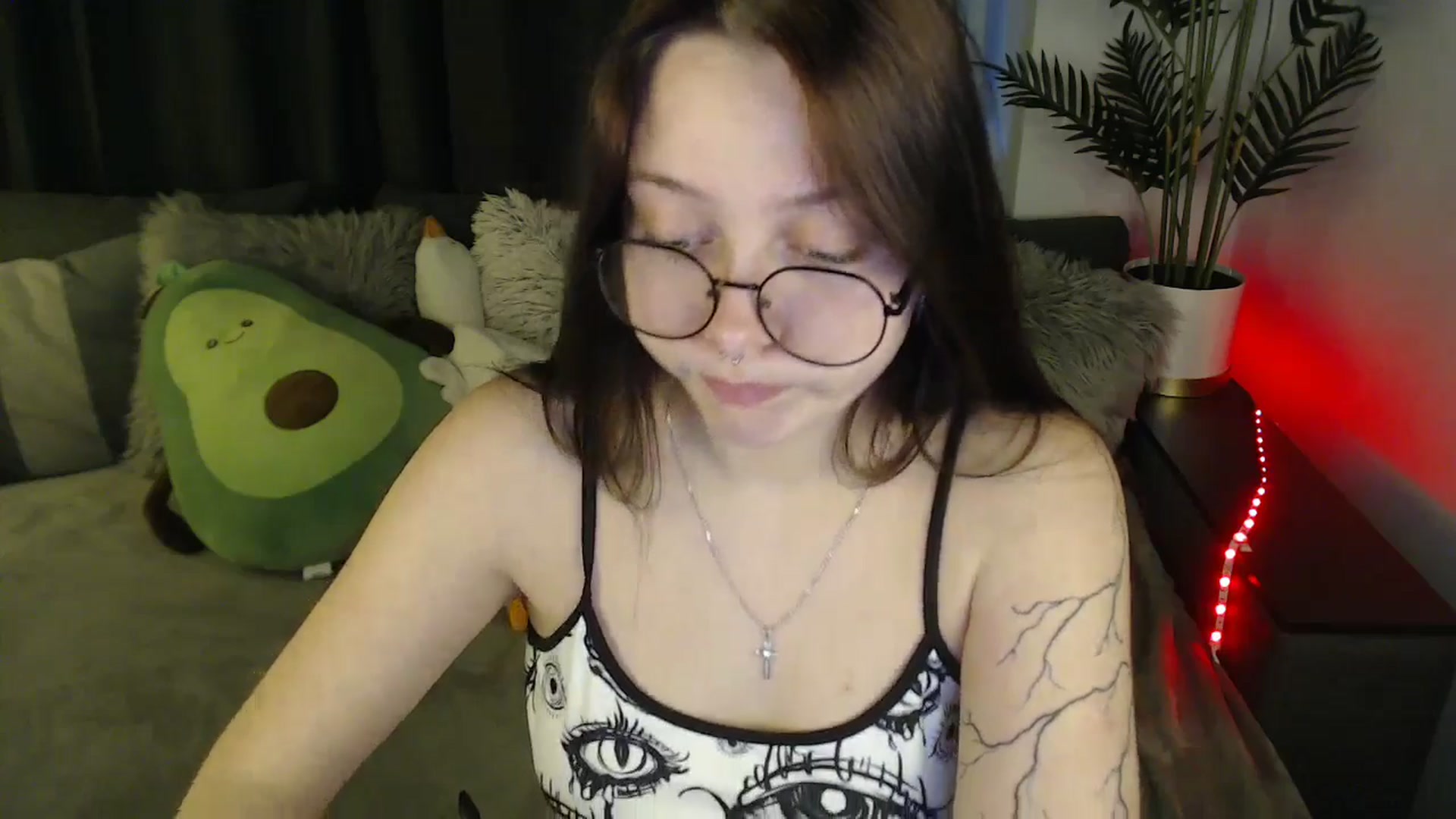 Gallery image thumbnail from SerenaSantos's myfreecams stream on, 06/09/2025, 11:39 image 6 of 20